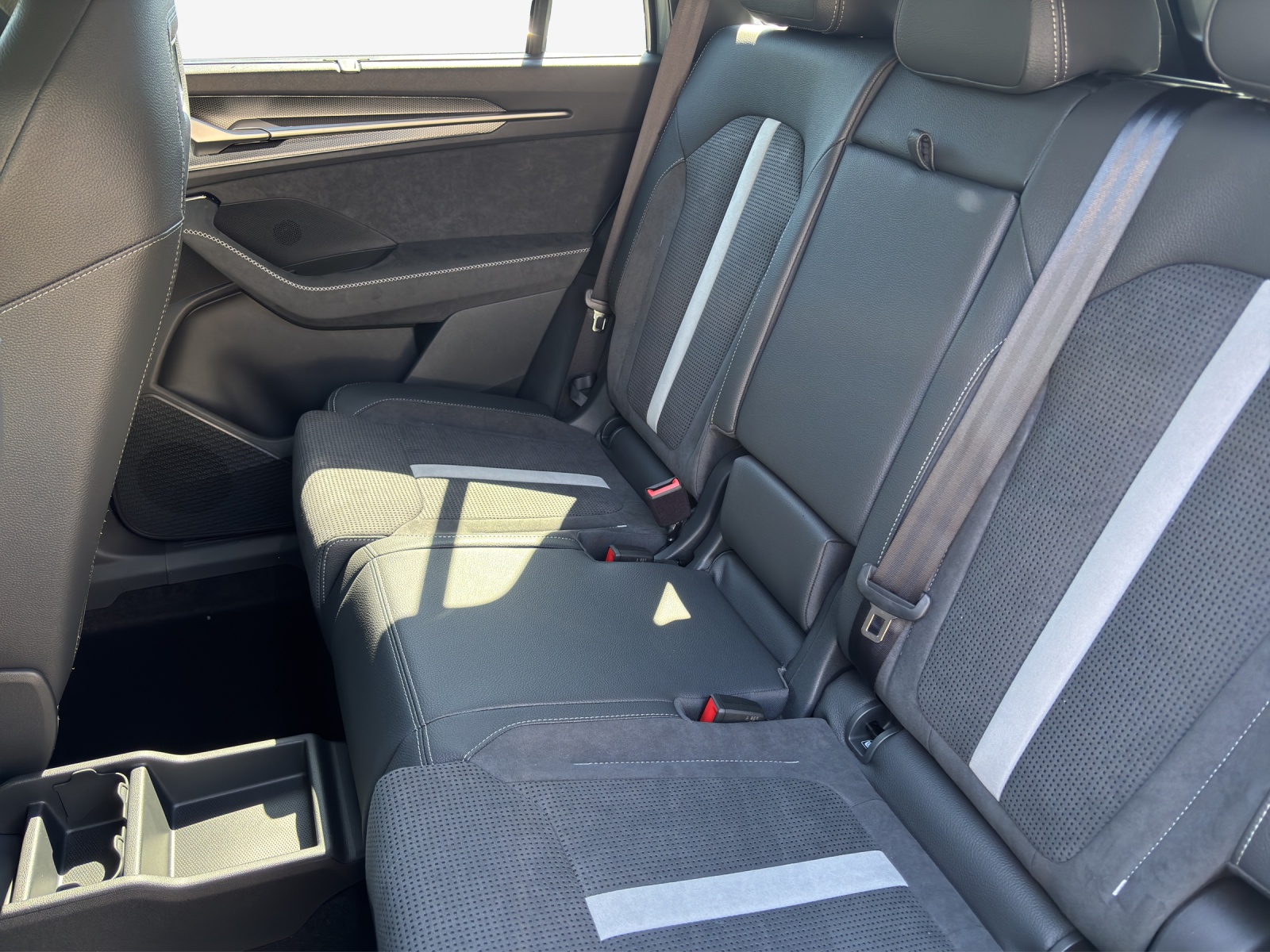 SKODA Kodiaq 2.0 TSI Sportline 4x4-image-11