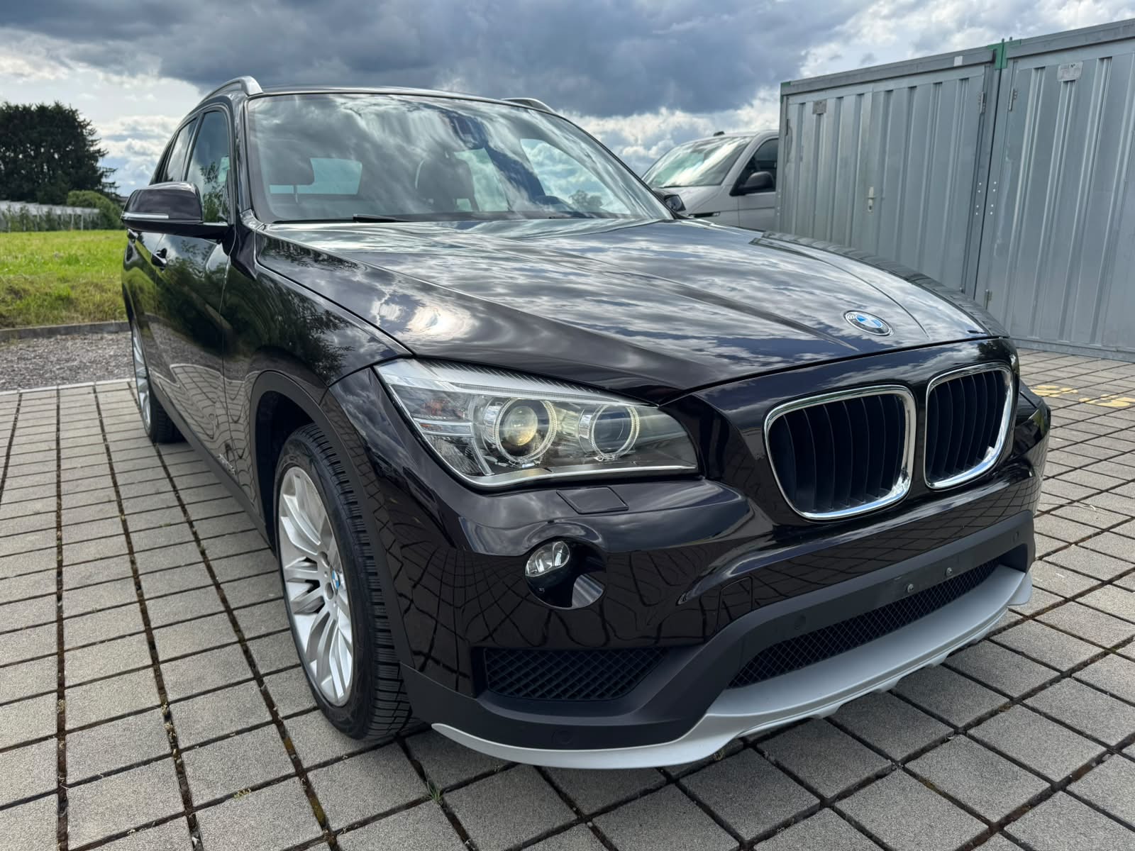 BMW X1 xDrive 18d-image-2