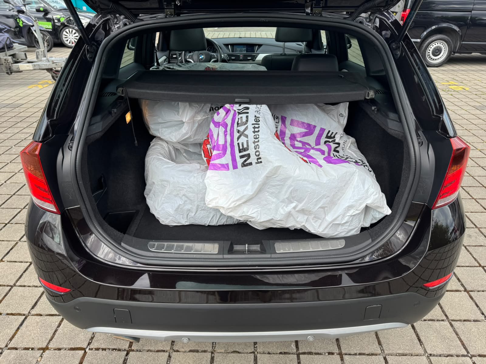 BMW X1 xDrive 18d-image-7