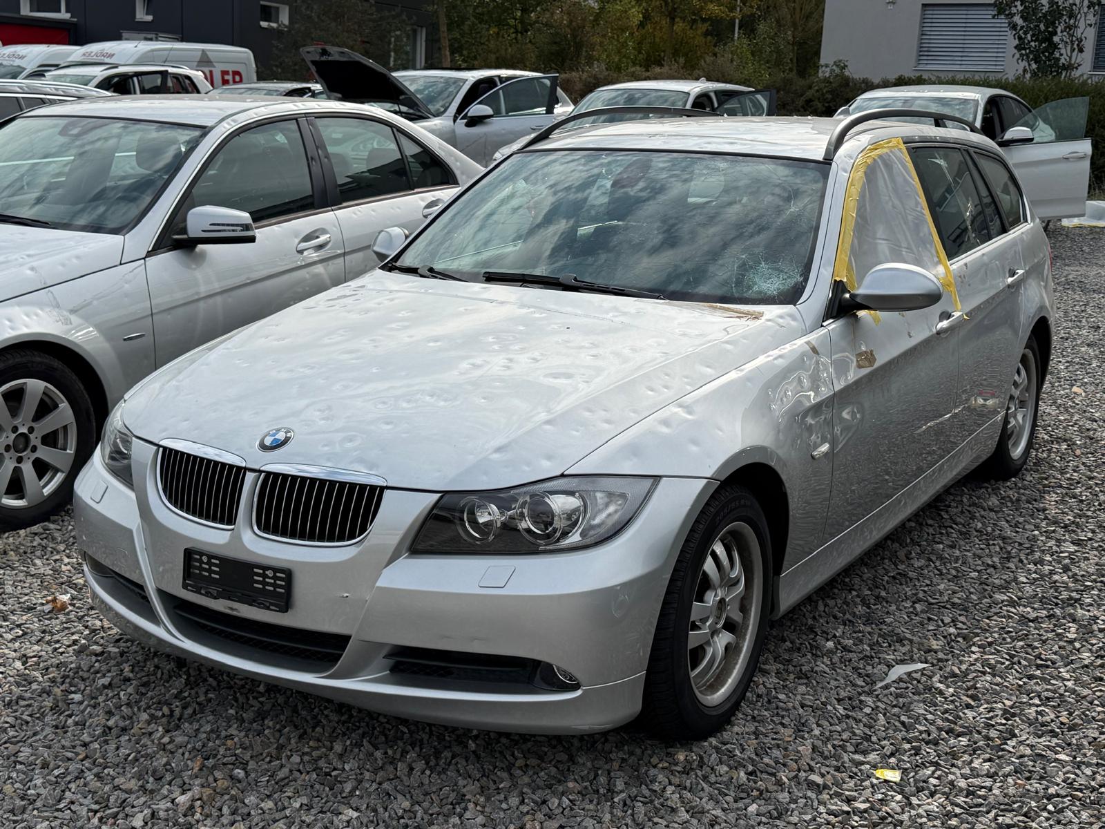 BMW 325i Touring *HAGELSCHADEN* **Jetzt nur noch CHF 5'900.- statt CHF 10'900.-**-image-7