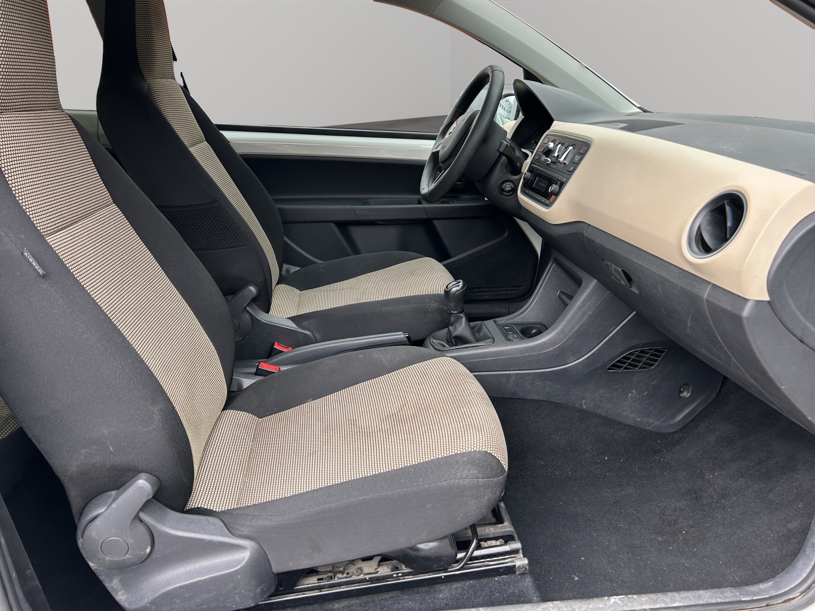 SKODA Citigo 1.0 G-tec Active-image-10
