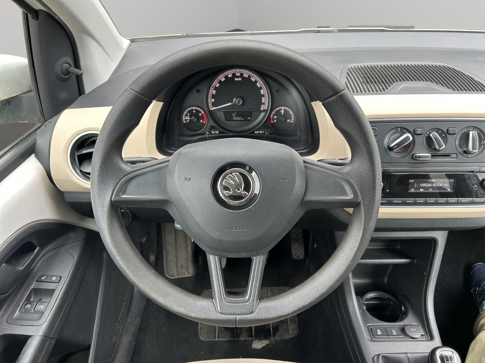 SKODA Citigo 1.0 G-tec Active-image-14