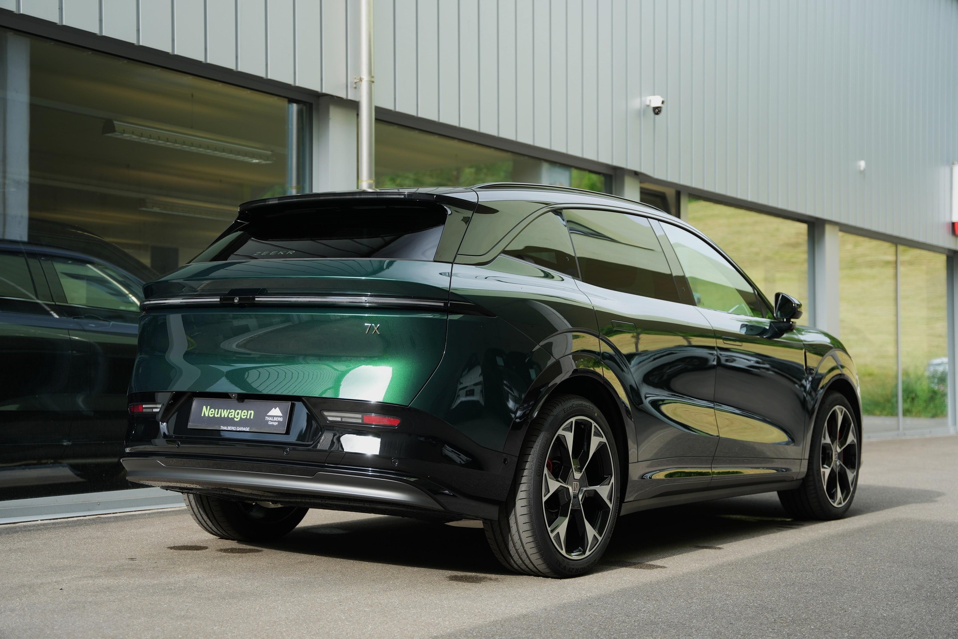 ZEEKR 7X Privilege AWD-image-3