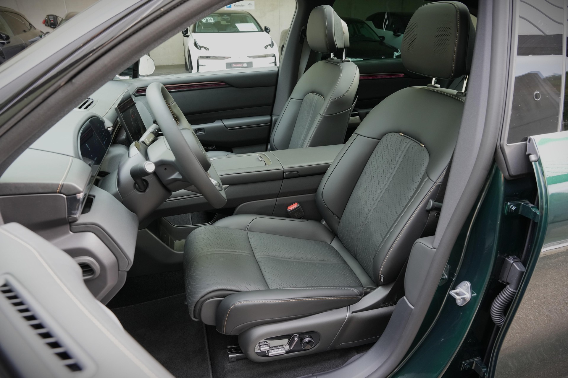 ZEEKR 7X Privilege AWD-image-7