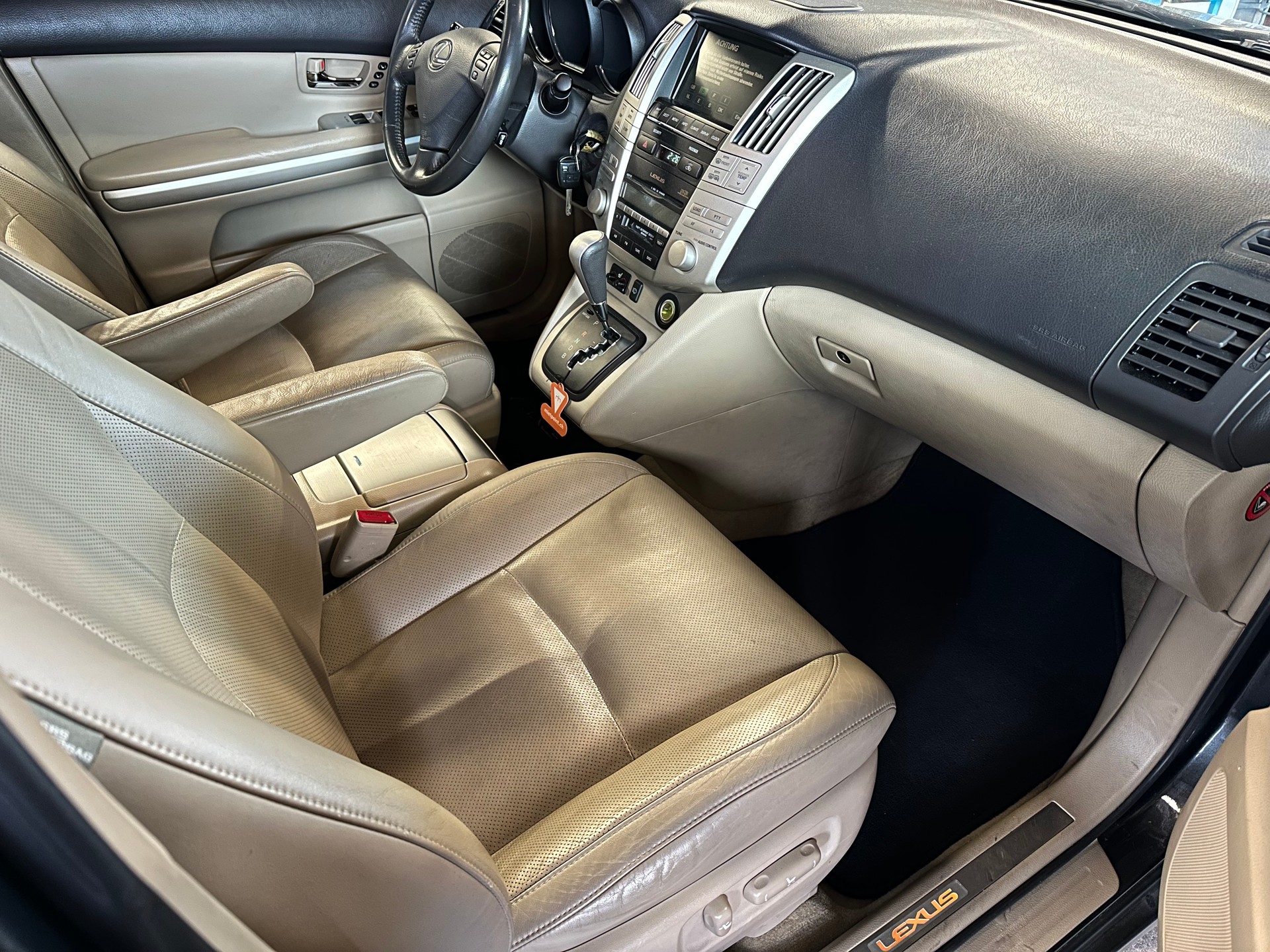 LEXUS RX 400h AWD Automatic-image-10