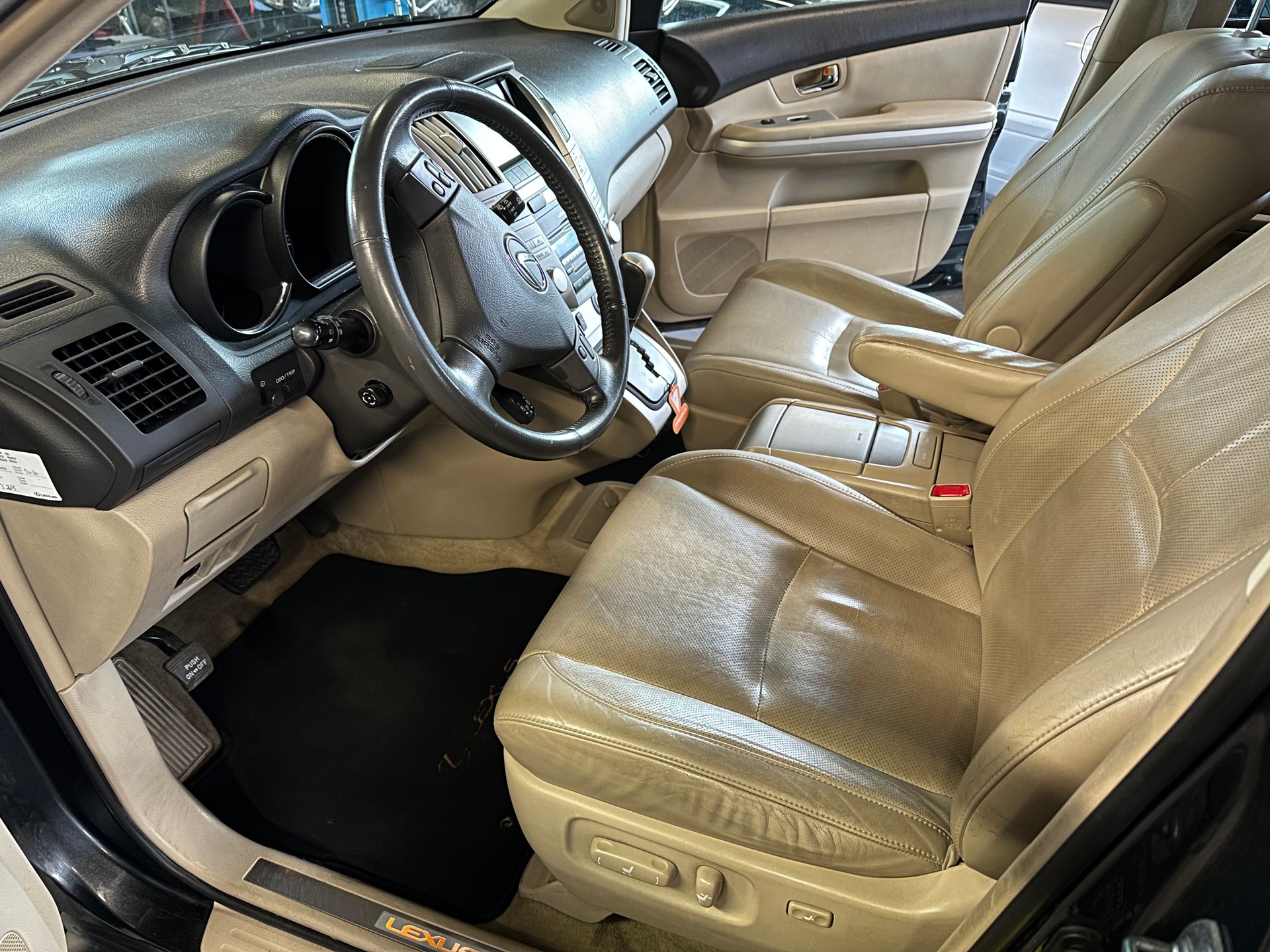 LEXUS RX 400h AWD Automatic-image-9