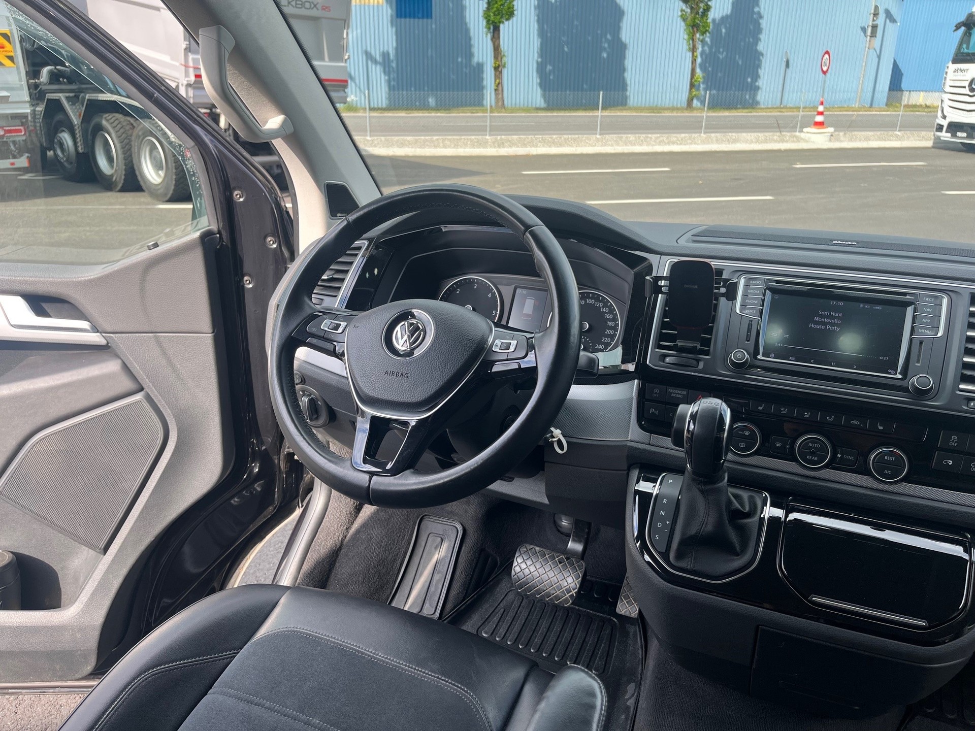 VW T6 Multivan 2.0 TDI 204 High 4m-image-3
