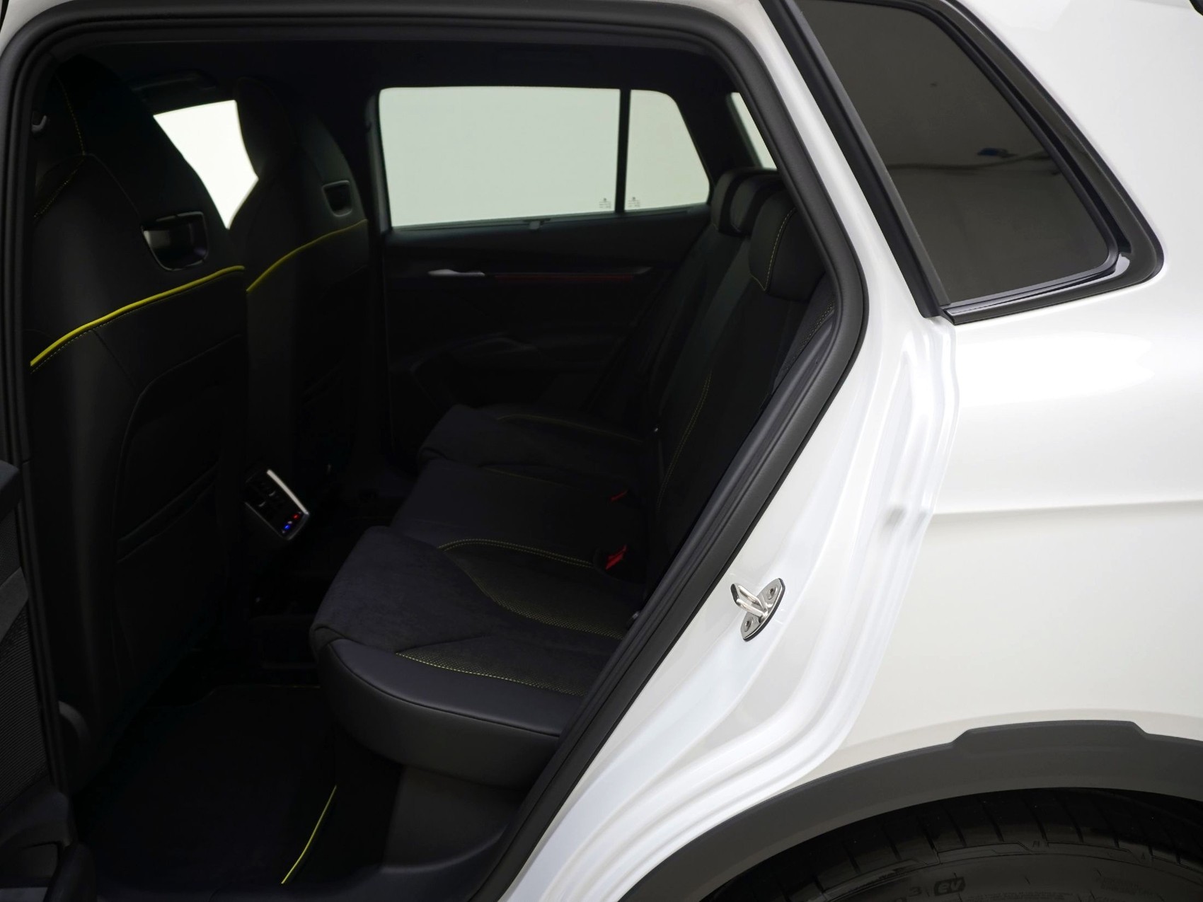 SKODA Elroq RS-MAXX 4x4-image-16