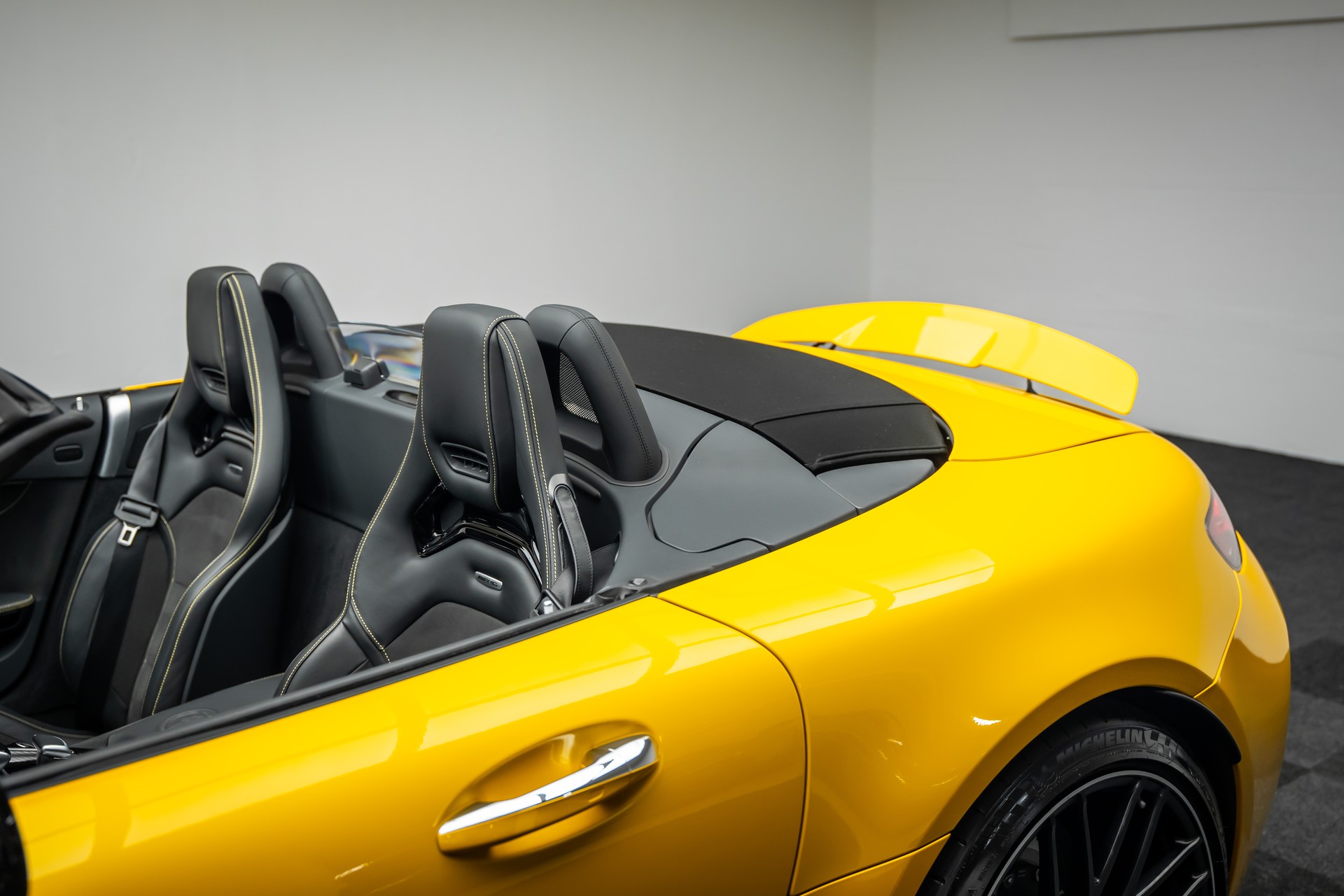 MERCEDES-BENZ * AMG GT CABRIOLET * TOP ZUSTAND * KERAMIK BREMSEN * AMG PERFORMANCE SITZE * LEASING AB 1024.--image-10