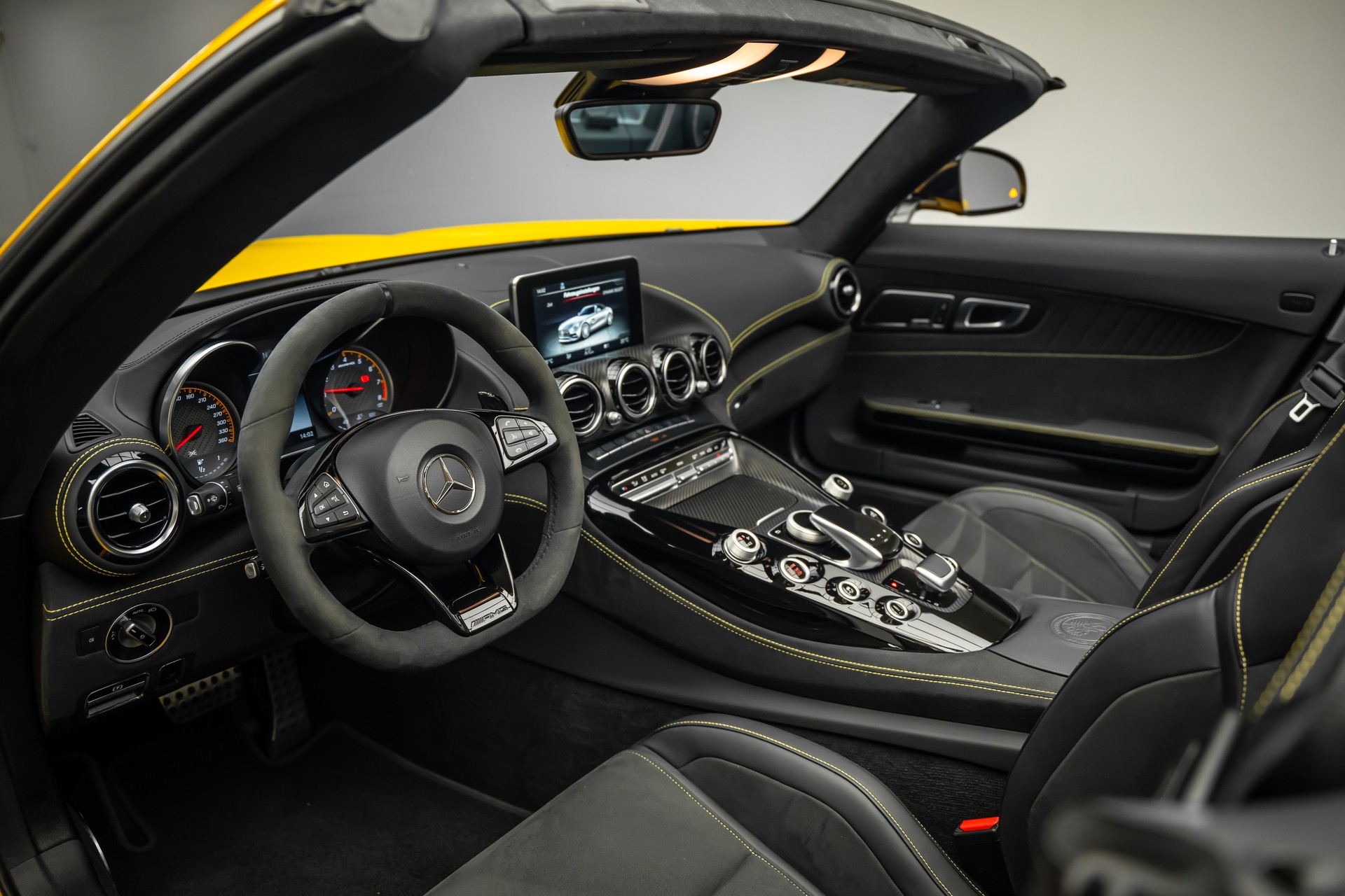 MERCEDES-BENZ * AMG GT CABRIOLET * TOP ZUSTAND * KERAMIK BREMSEN * AMG PERFORMANCE SITZE * LEASING AB 1024.--image-13