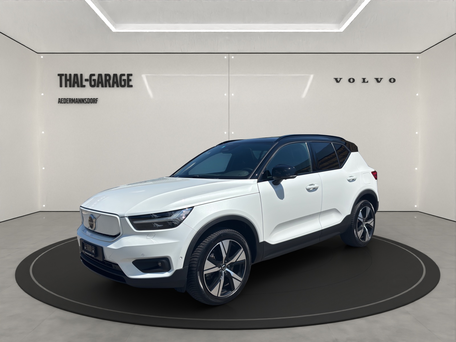 VOLVO XC40 P8 Twin Pro AWD-image-0