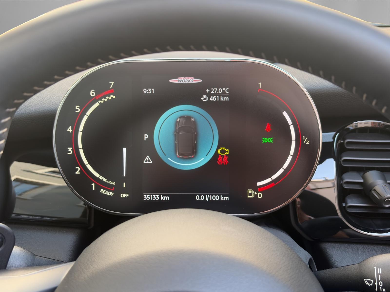 MINI Cabrio John Cooper Works-image-14