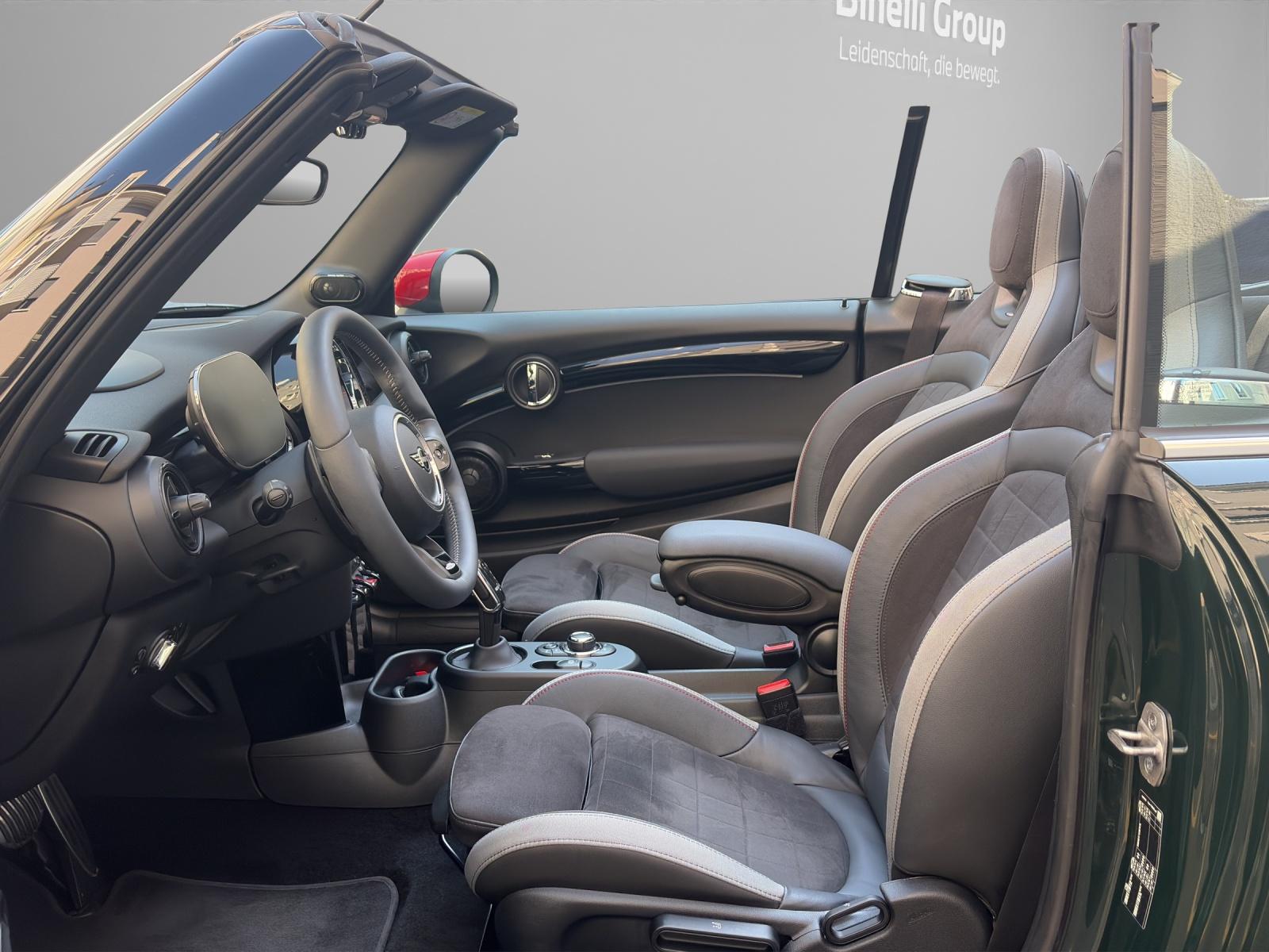 MINI Cabrio John Cooper Works-image-10