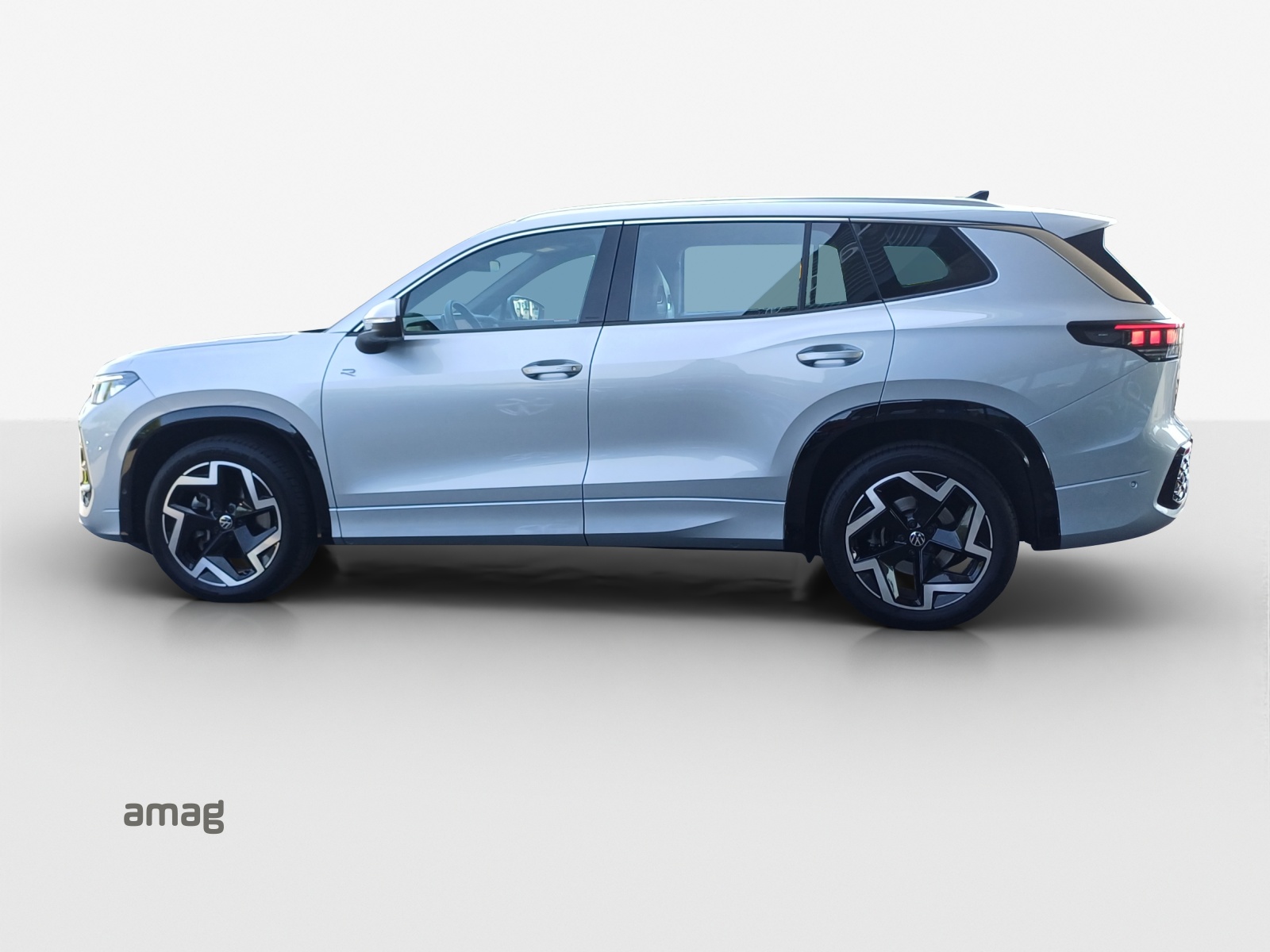 VW Tayron 2.0 TSI R-Line DSG 4Motion-image-1