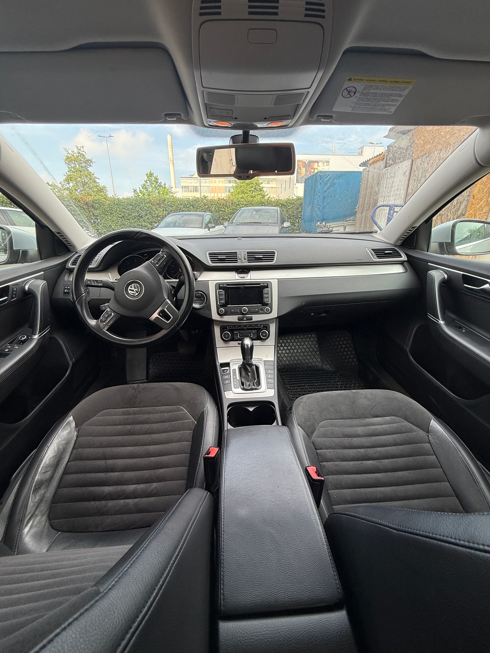 VW Passat Variant 2.0 TDI BMT Highline DSG-image-8