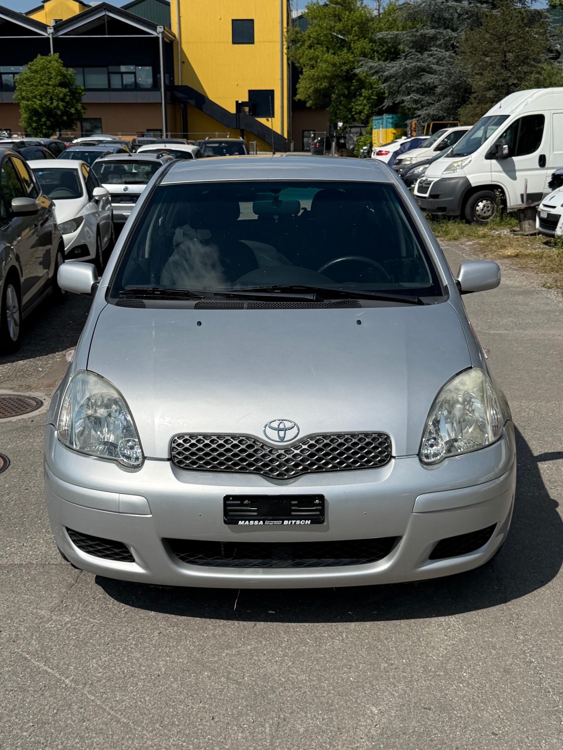 TOYOTA Yaris 1.3 Linea Sol-image-0
