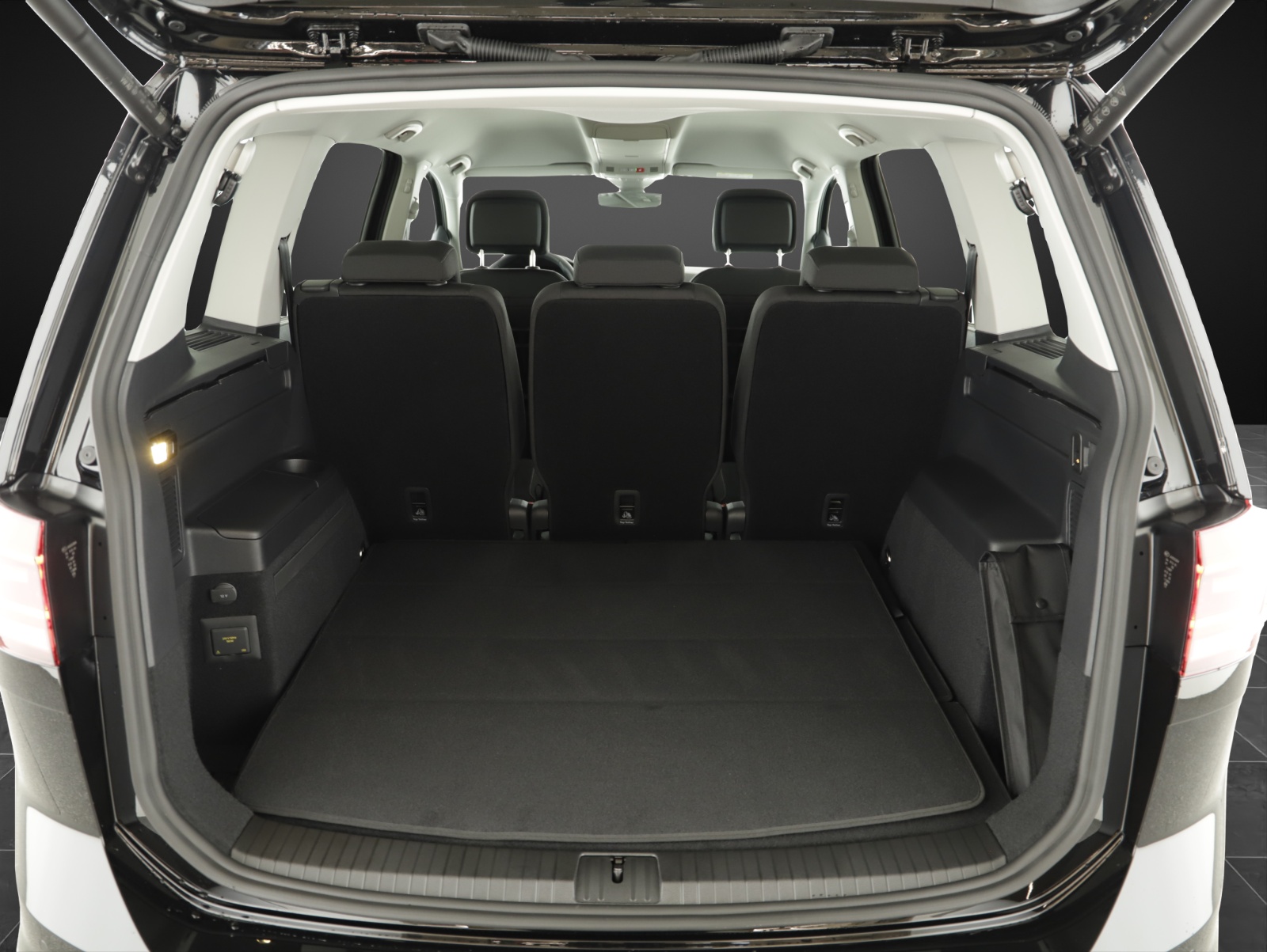 VW Touran 1.5 TSI EVO Comfortline DSG-image-12