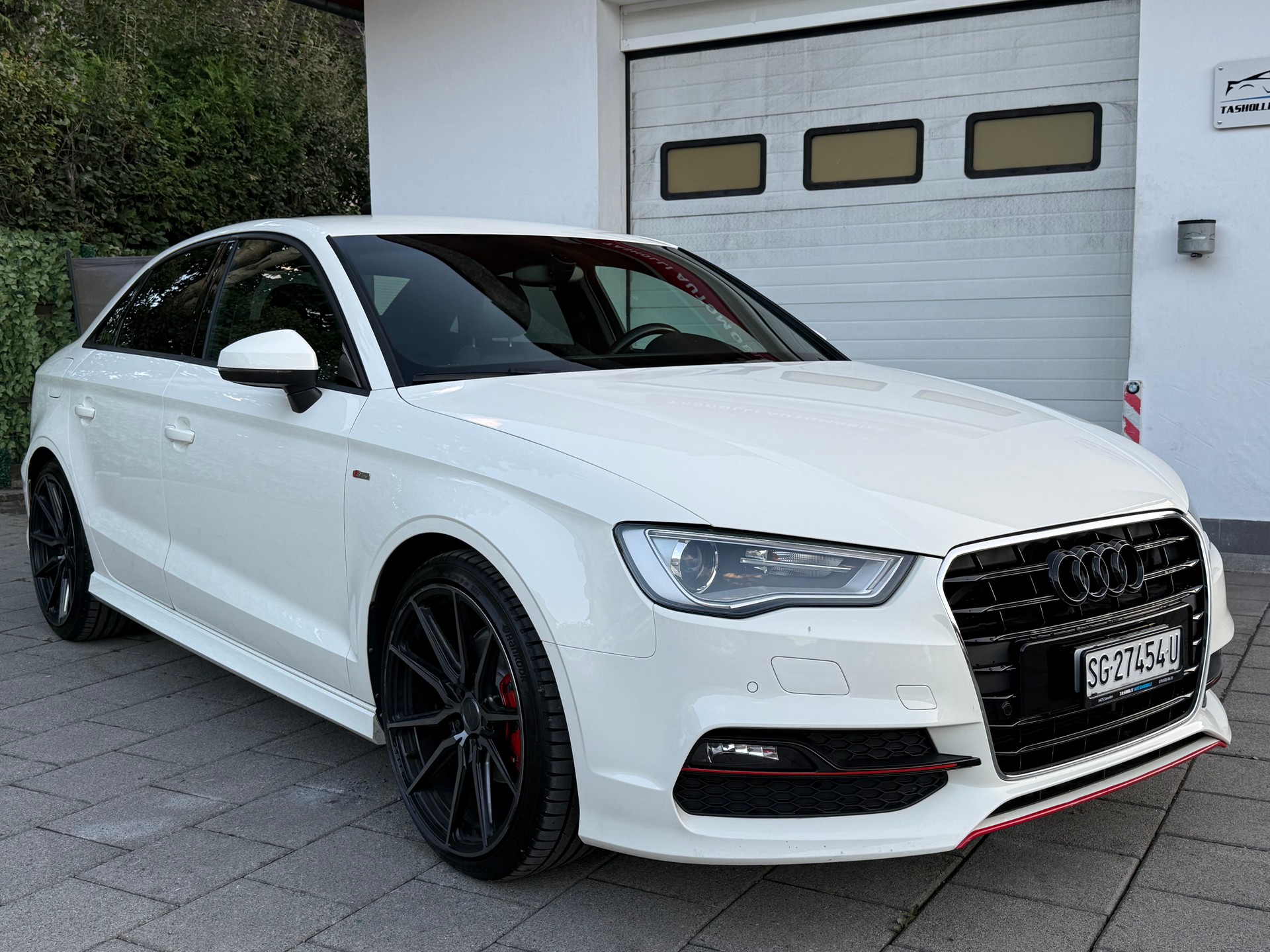 AUDI A3 Limousine 2.0 TDI Ambiente-image-8