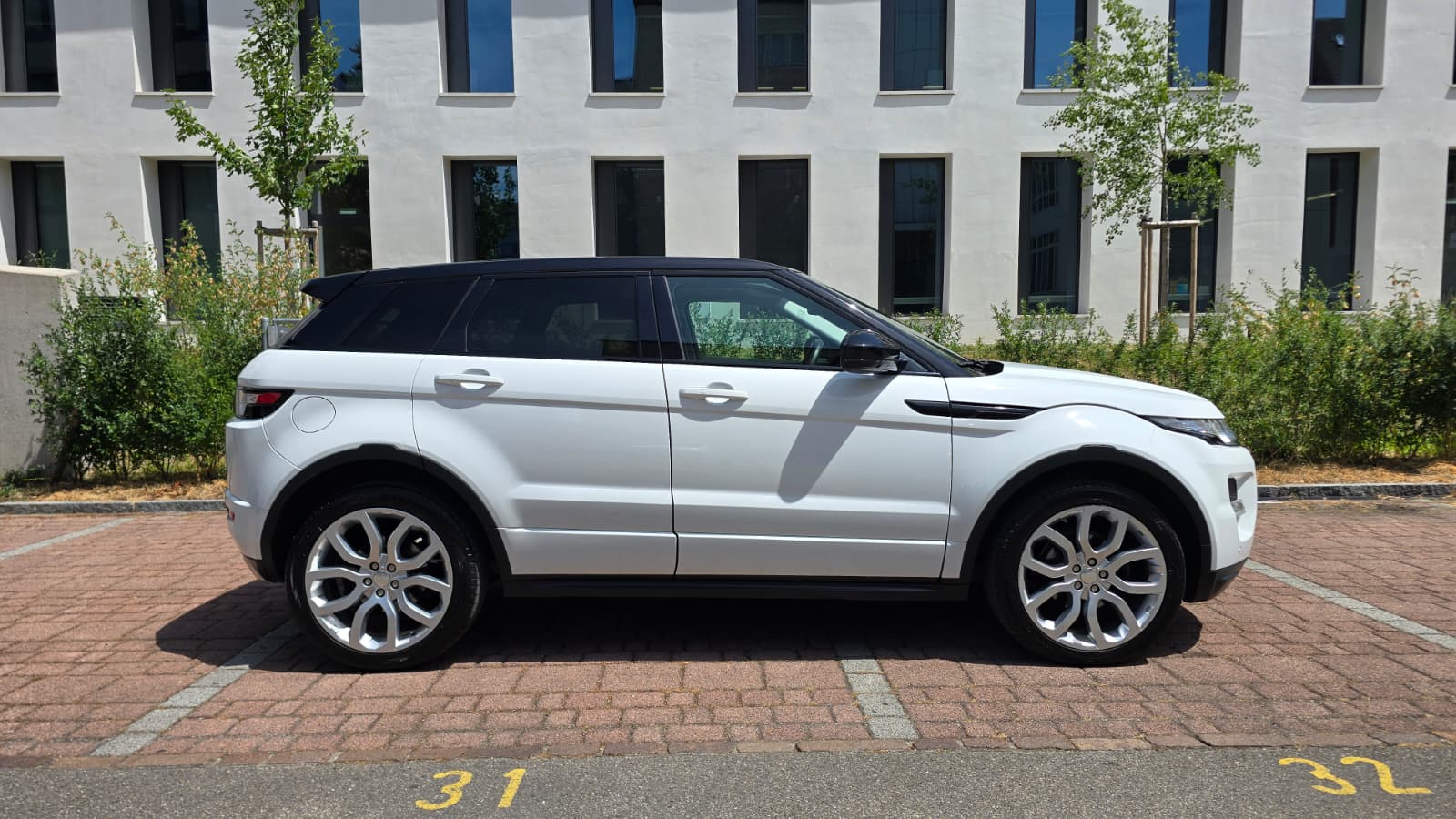 LAND ROVER Range Rover Evoque 2.2 SD4 Dynamic AT9 Sport Edition| Frisch ab MFK| Ab Service| **Top Ausstatun**|-image-3