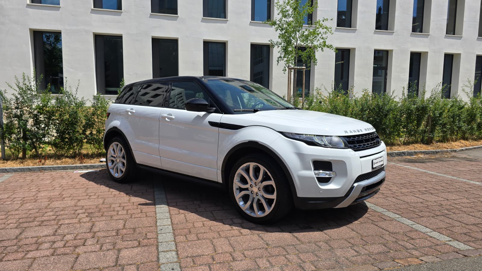 LAND ROVER Range Rover Evoque 2.2 SD4 Dynamic AT9 Sport Edition| Frisch ab MFK| Ab Service| **Top Ausstatun**|-image-1