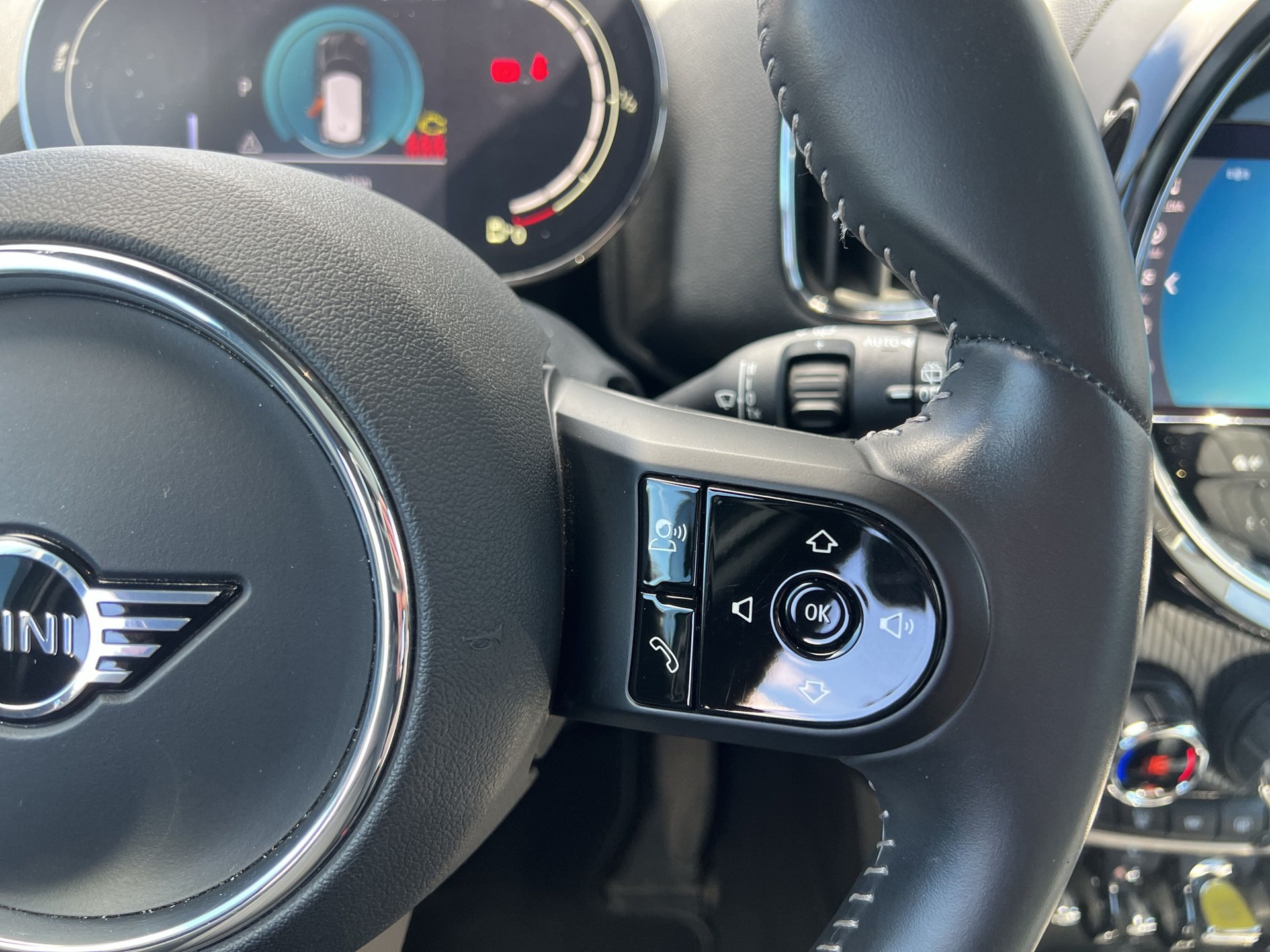 MINI Countryman Cooper SE Highland Edition ALL4 PHEV Steptronic-image-15