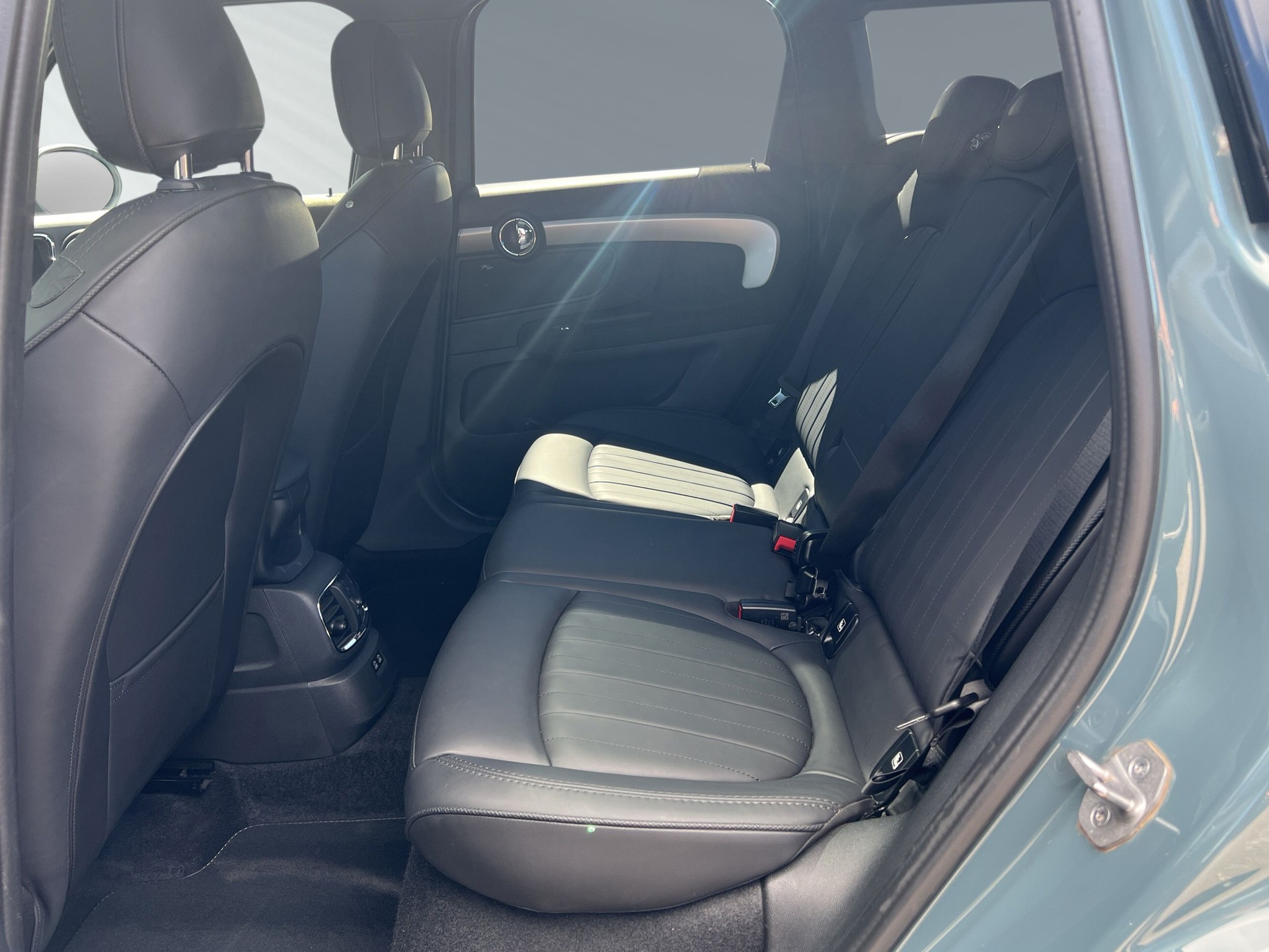 MINI Countryman Cooper SE Highland Edition ALL4 PHEV Steptronic-image-6