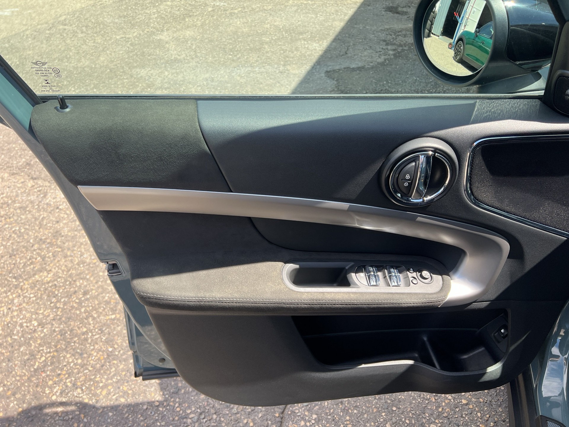 MINI Countryman Cooper SE Highland Edition ALL4 PHEV Steptronic-image-16