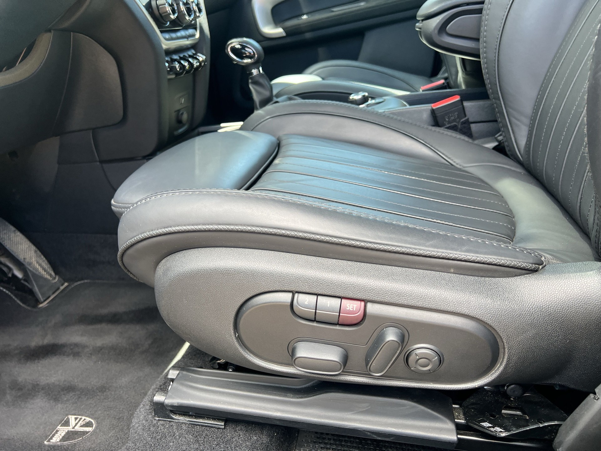 MINI Countryman Cooper SE Highland Edition ALL4 PHEV Steptronic-image-18