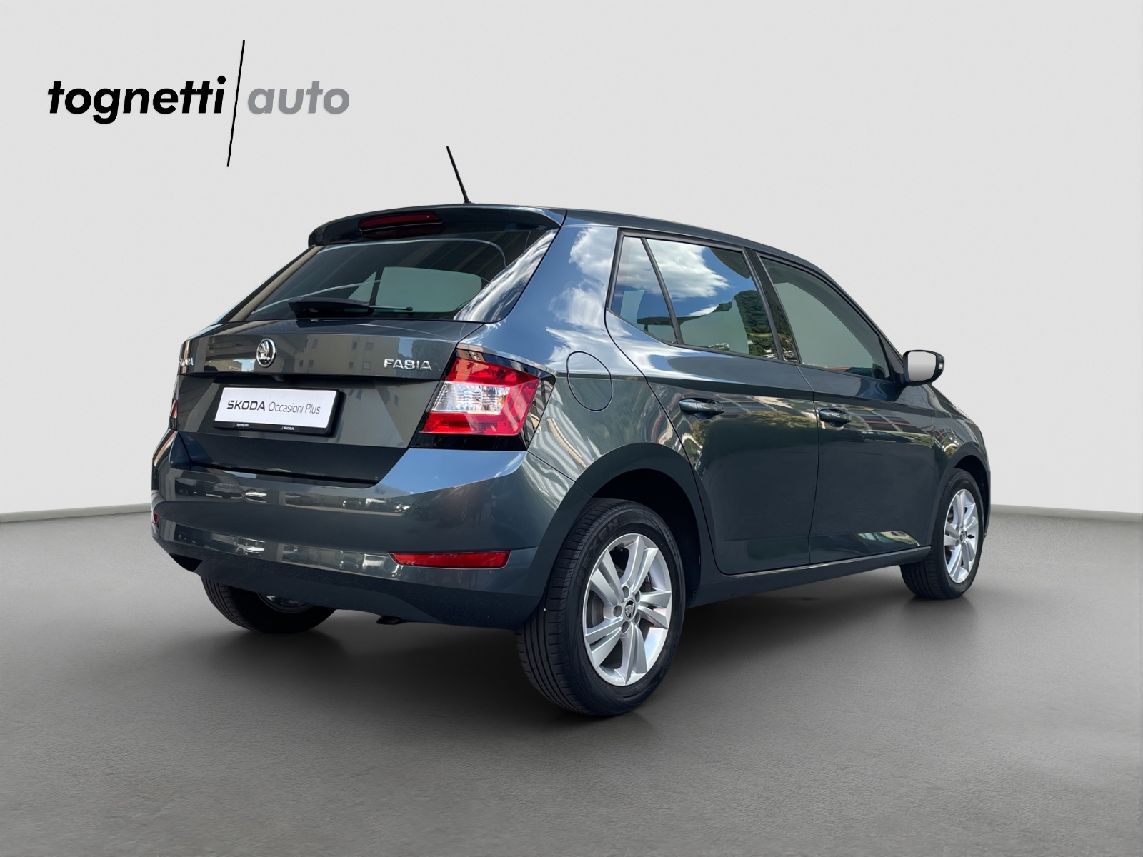 SKODA Fabia 1.0 MPI Ambition-image-3