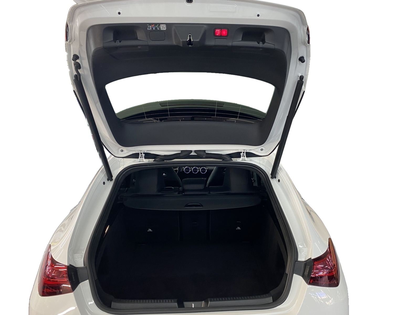 MERCEDES-BENZ CLA 250 AMG Line 4MATIC Shooting Brake-image-4