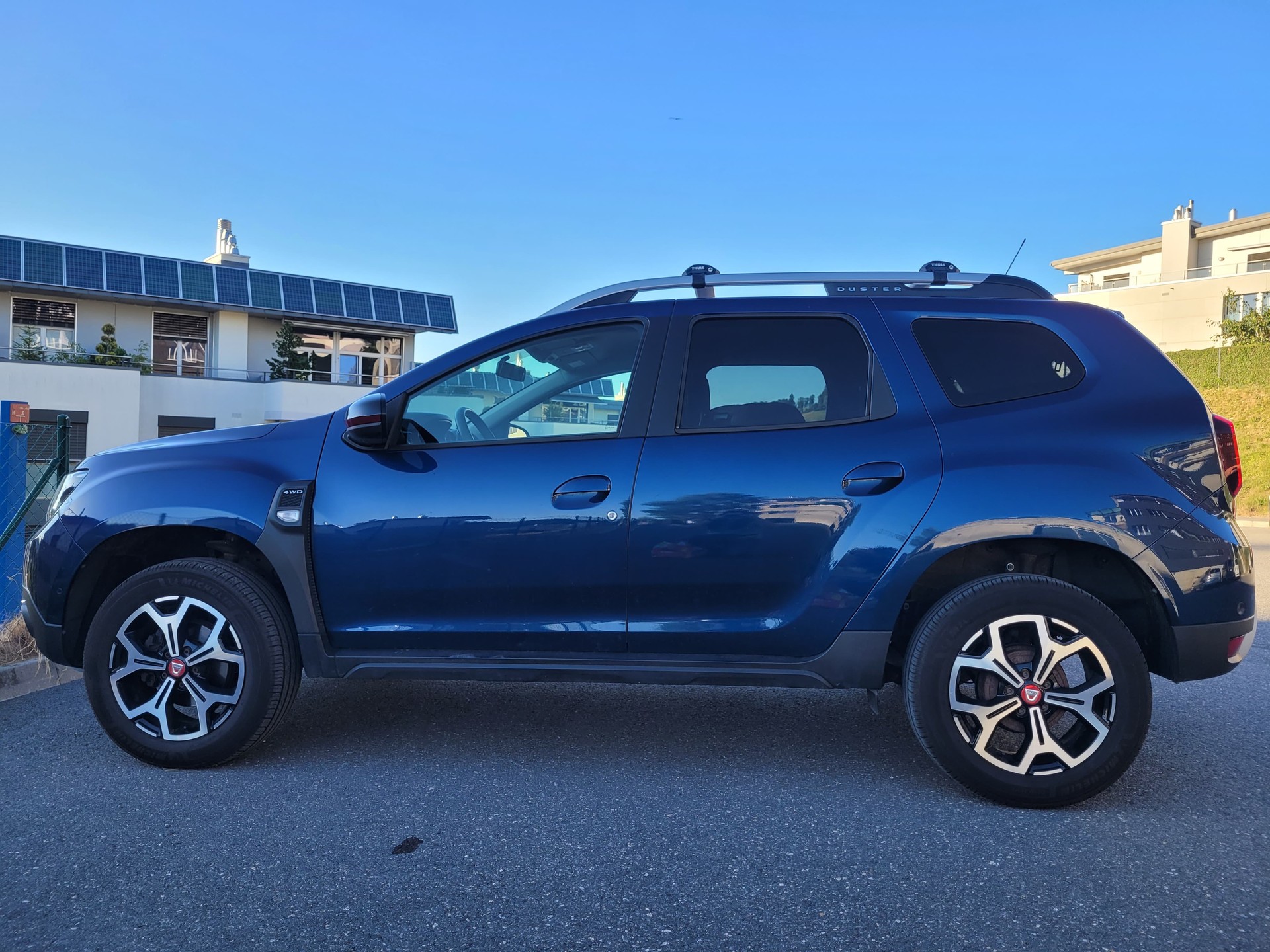 DACIA 1.3 TCe Celebration 4WD-image-2