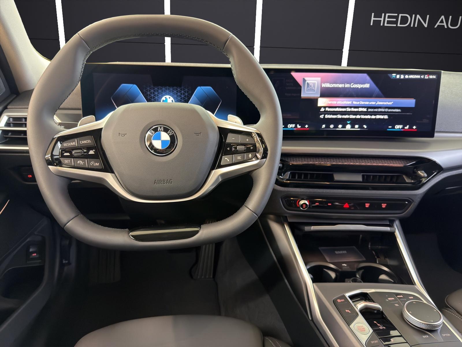 BMW 318d Touring-image-17