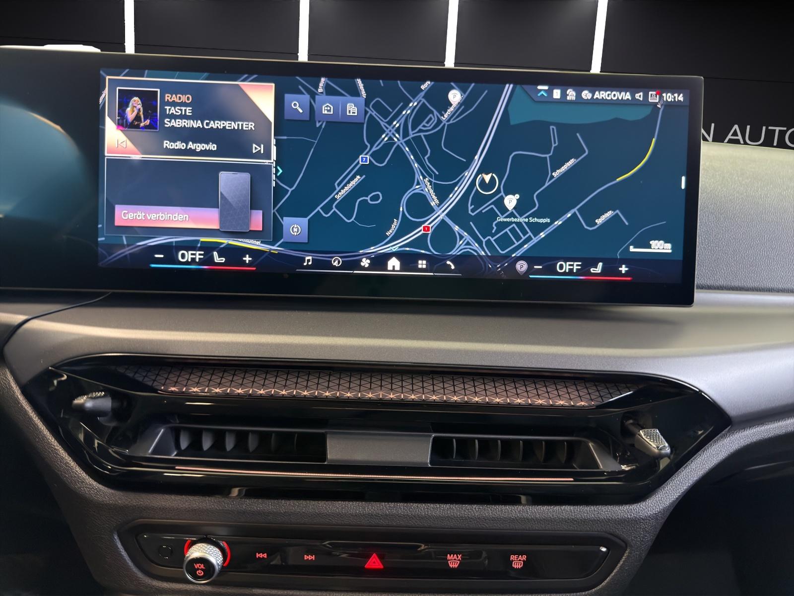 BMW 318d Touring-image-20