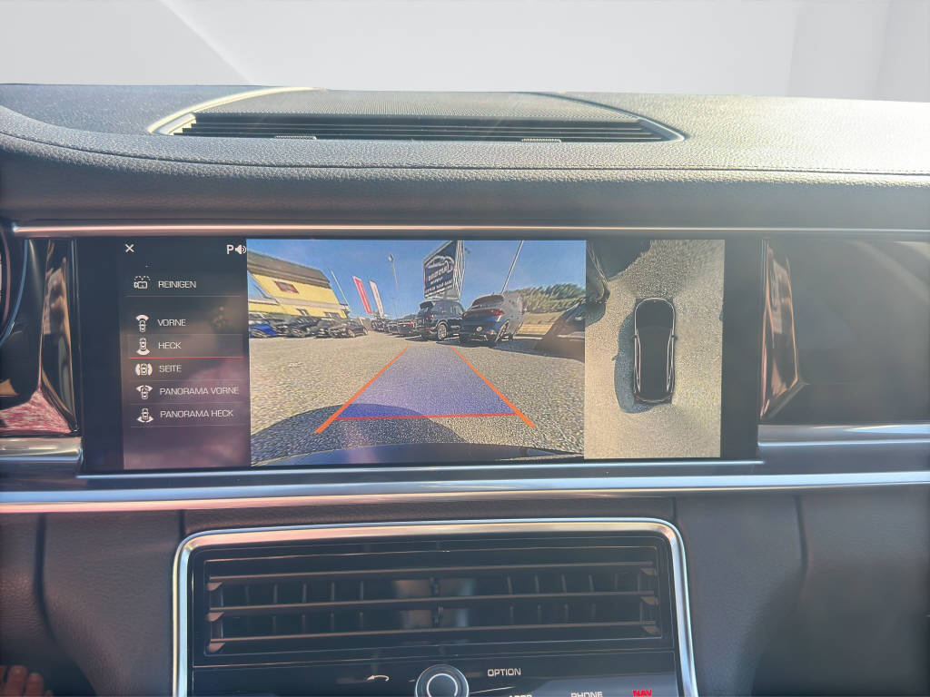 PORSCHE Panamera 3.0 V6 4-image-12