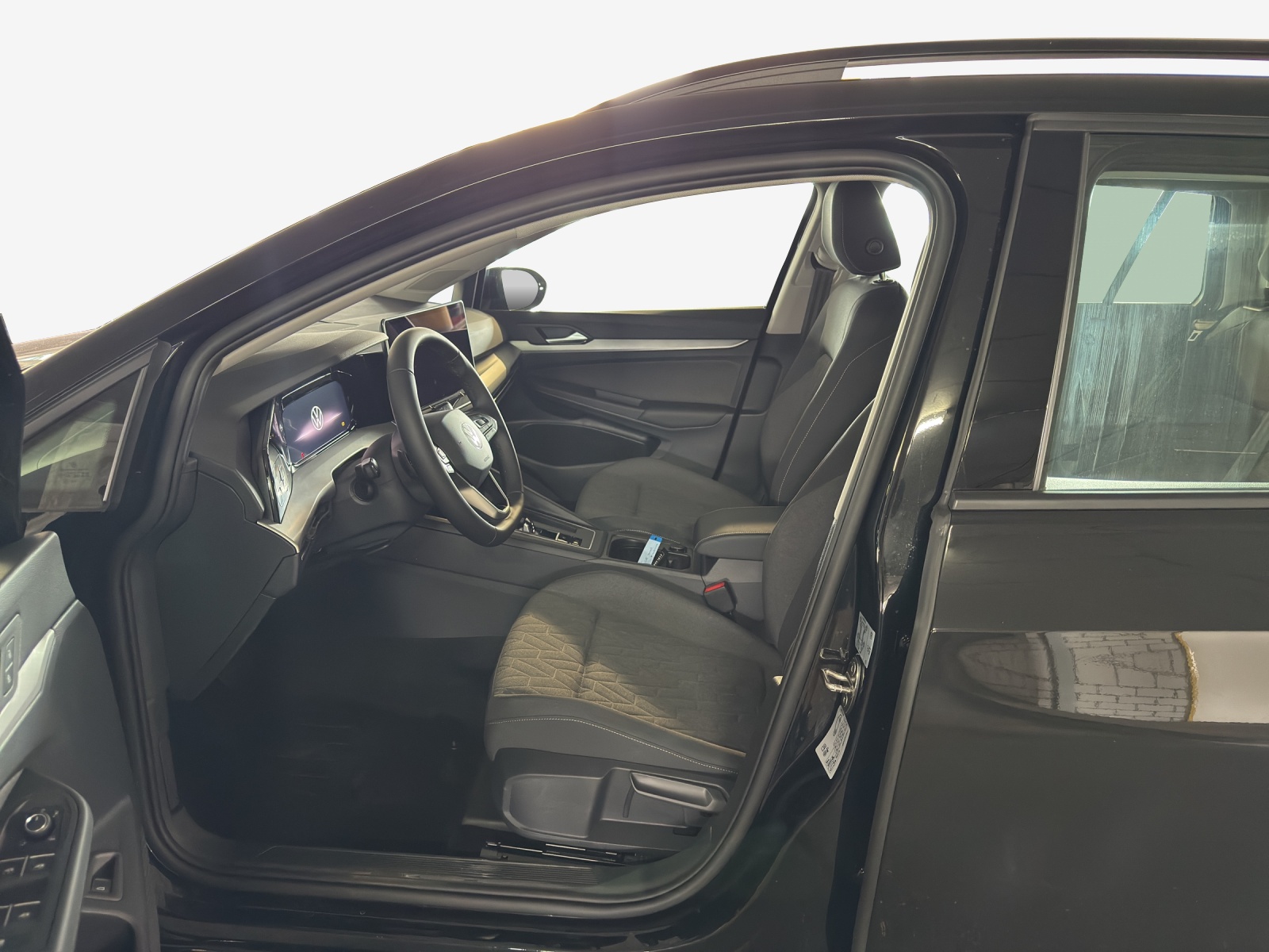 VW Golf Variant 1.5 eTSI mHEV Life DSG-image-7