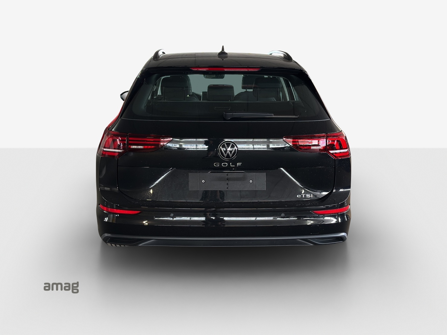 VW Golf Variant 1.5 eTSI mHEV Life DSG-image-3