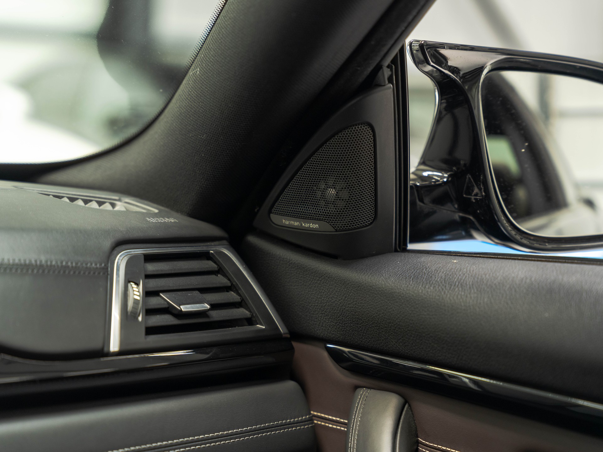 BMW M4 Coupé Competition DKG-image-24