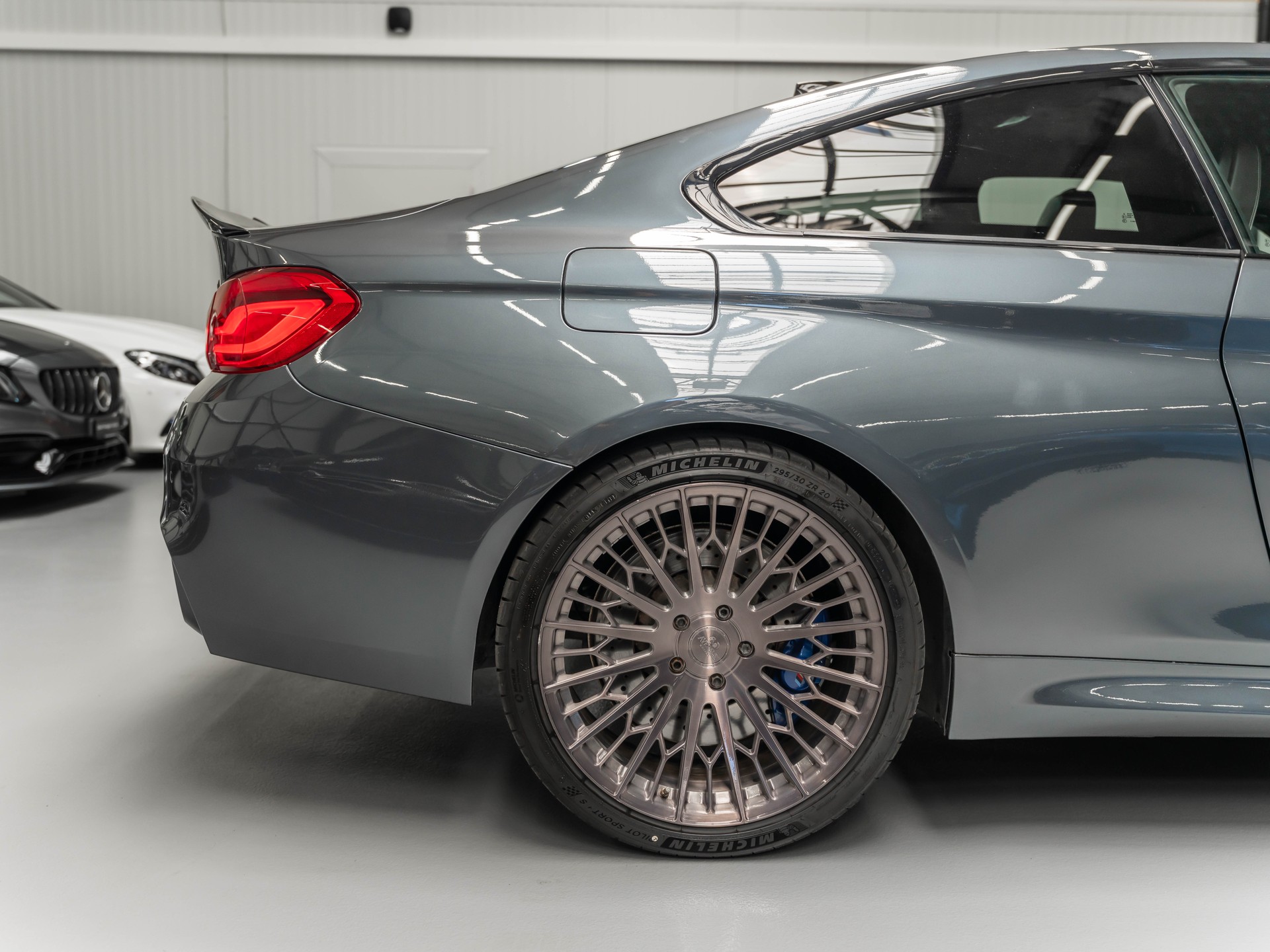 BMW M4 Coupé Competition DKG-image-17