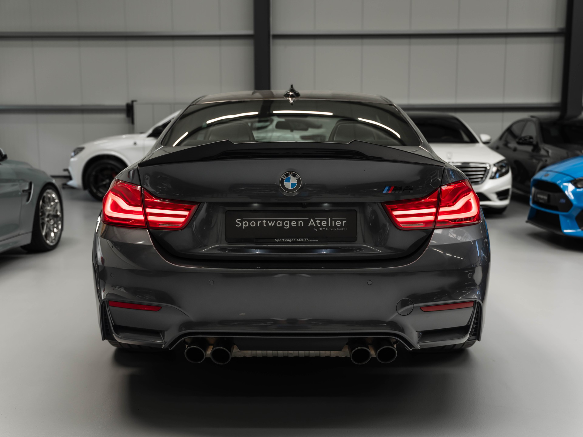 BMW M4 Coupé Competition DKG-image-2