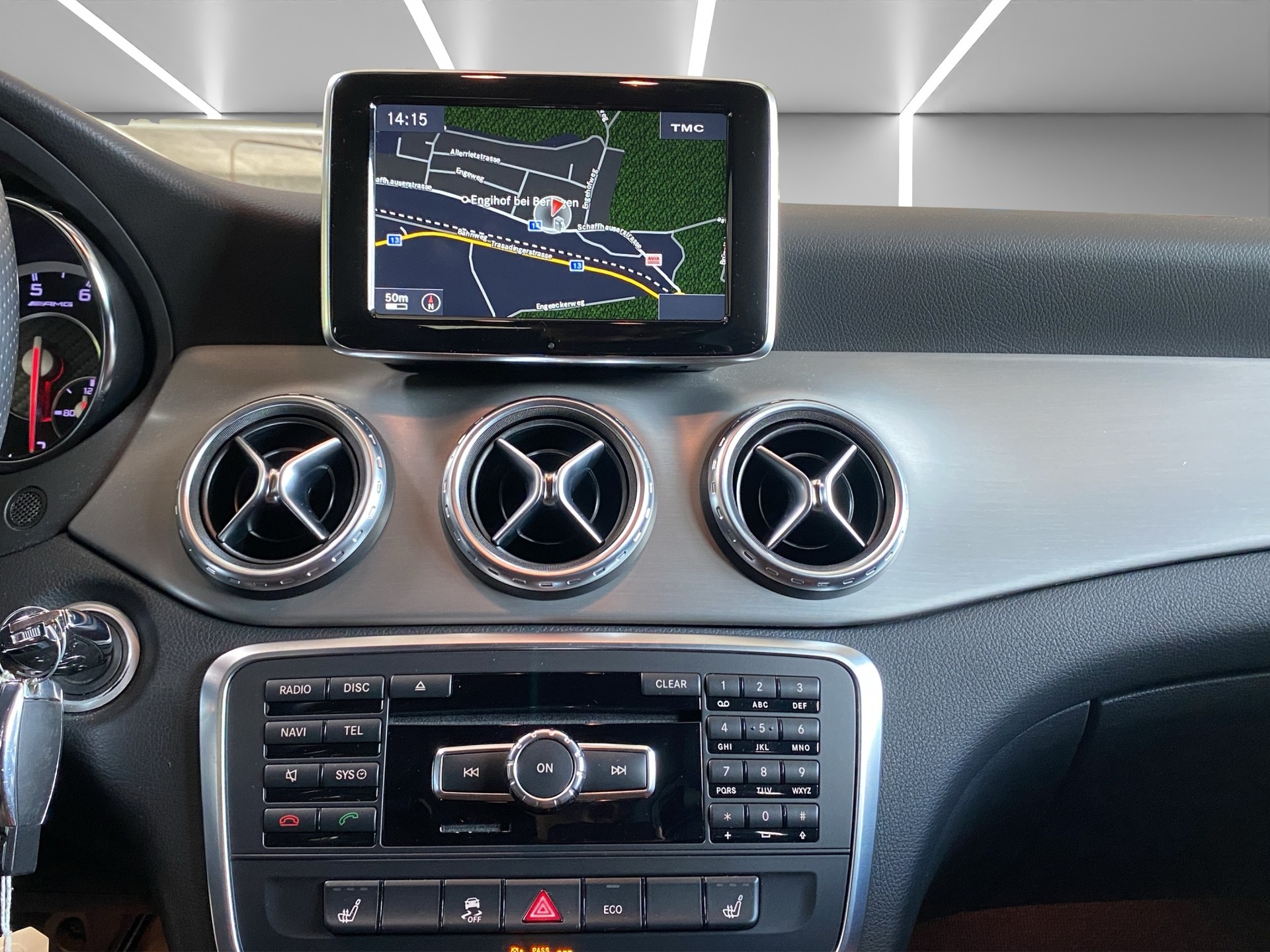 MERCEDES-BENZ GLA 45 AMG 4Matic 7G-DCT-image-12
