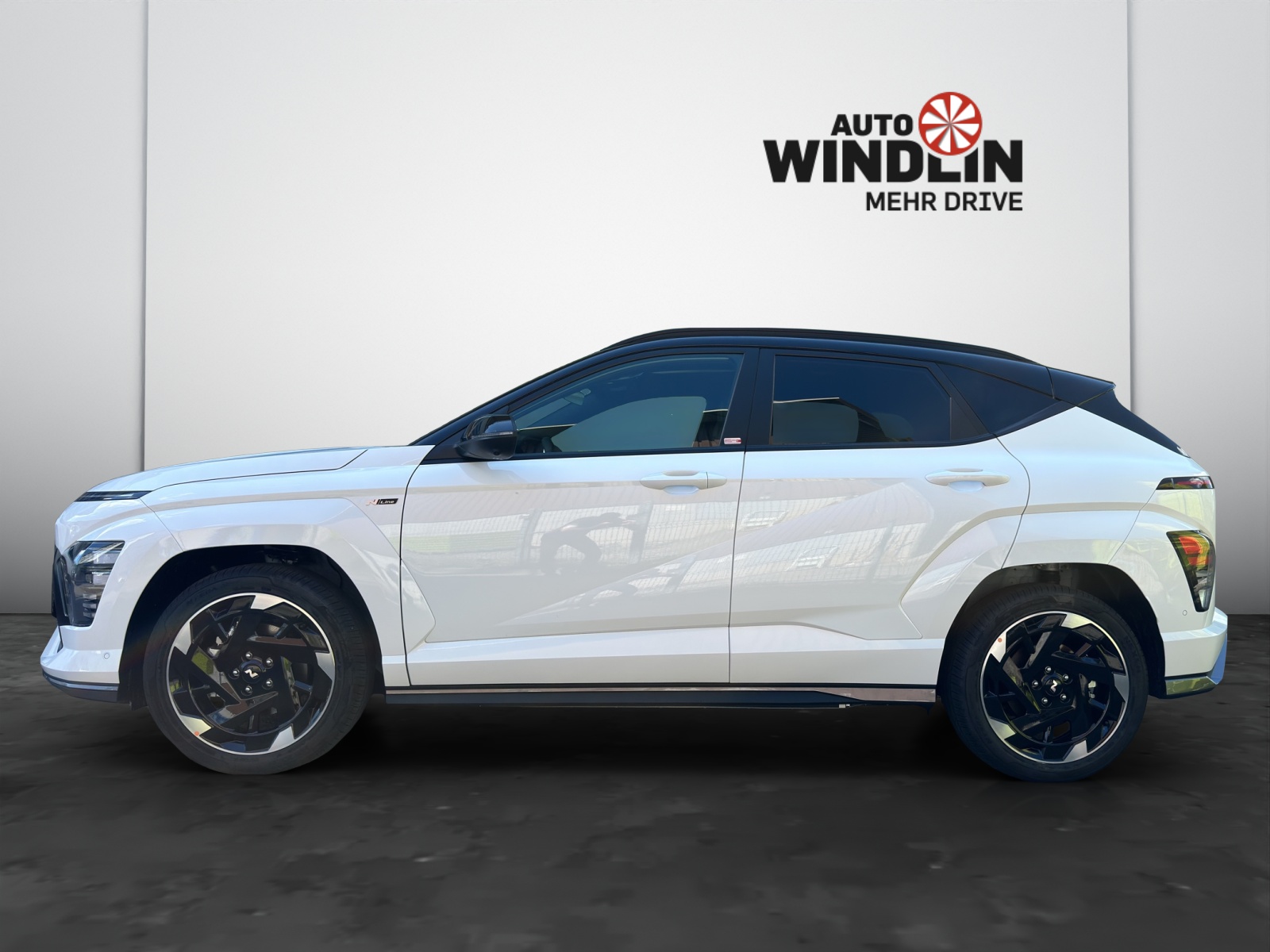 HYUNDAI Kona 65,4 kWh Electric N-Line MY27-showroom-element-2
