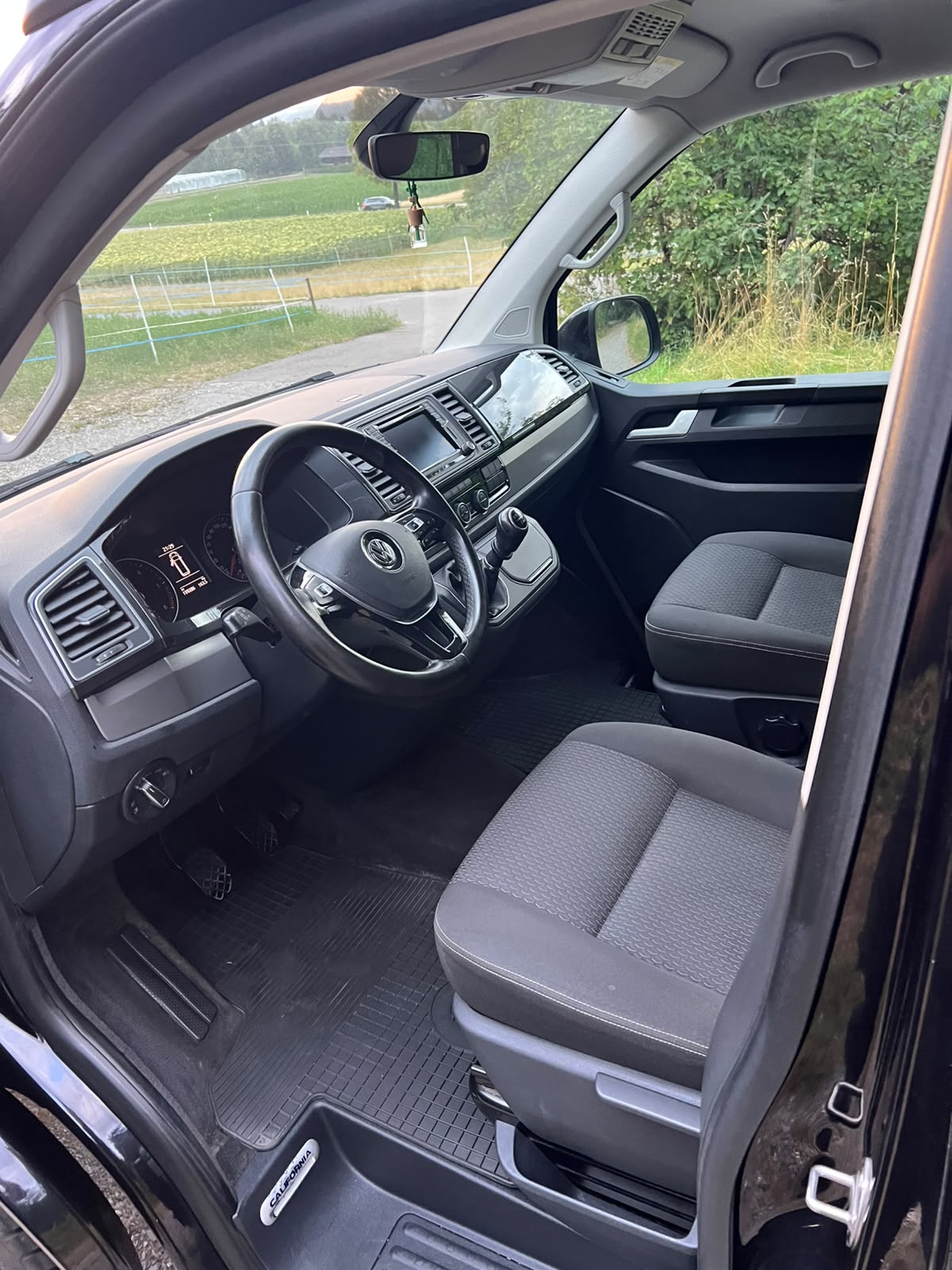 VW T6 California 2.0 TDI Beach 4Motion-image-8