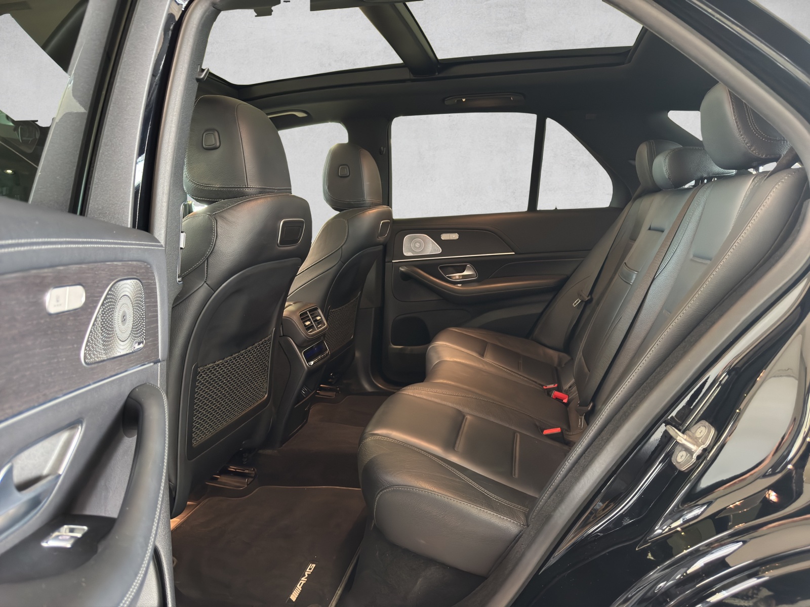 MERCEDES-BENZ GLE 450 4Matic AMG Line 9G-Tronic-image-10