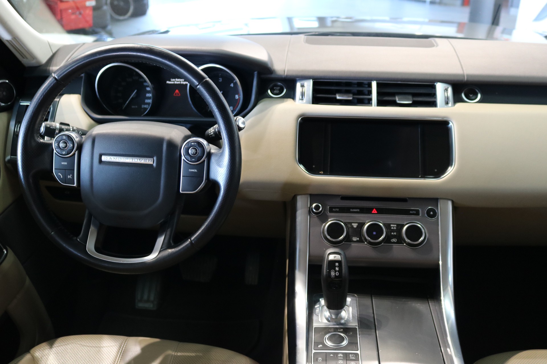 LAND ROVER Range Rover Sport 3.0 TDV6 SE Automatic-showroom-element-2