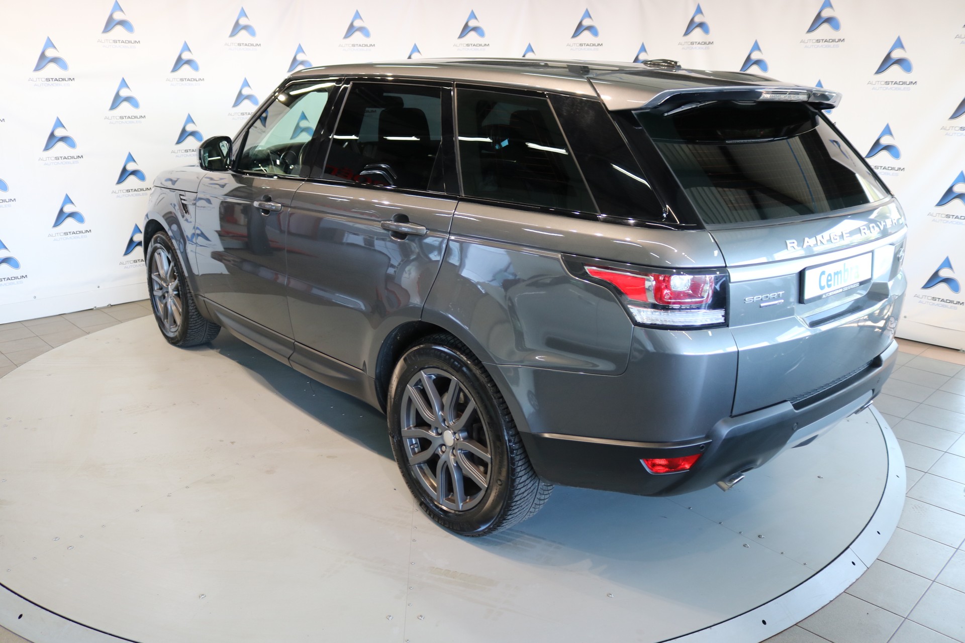 LAND ROVER Range Rover Sport 3.0 TDV6 SE Automatic-image-16