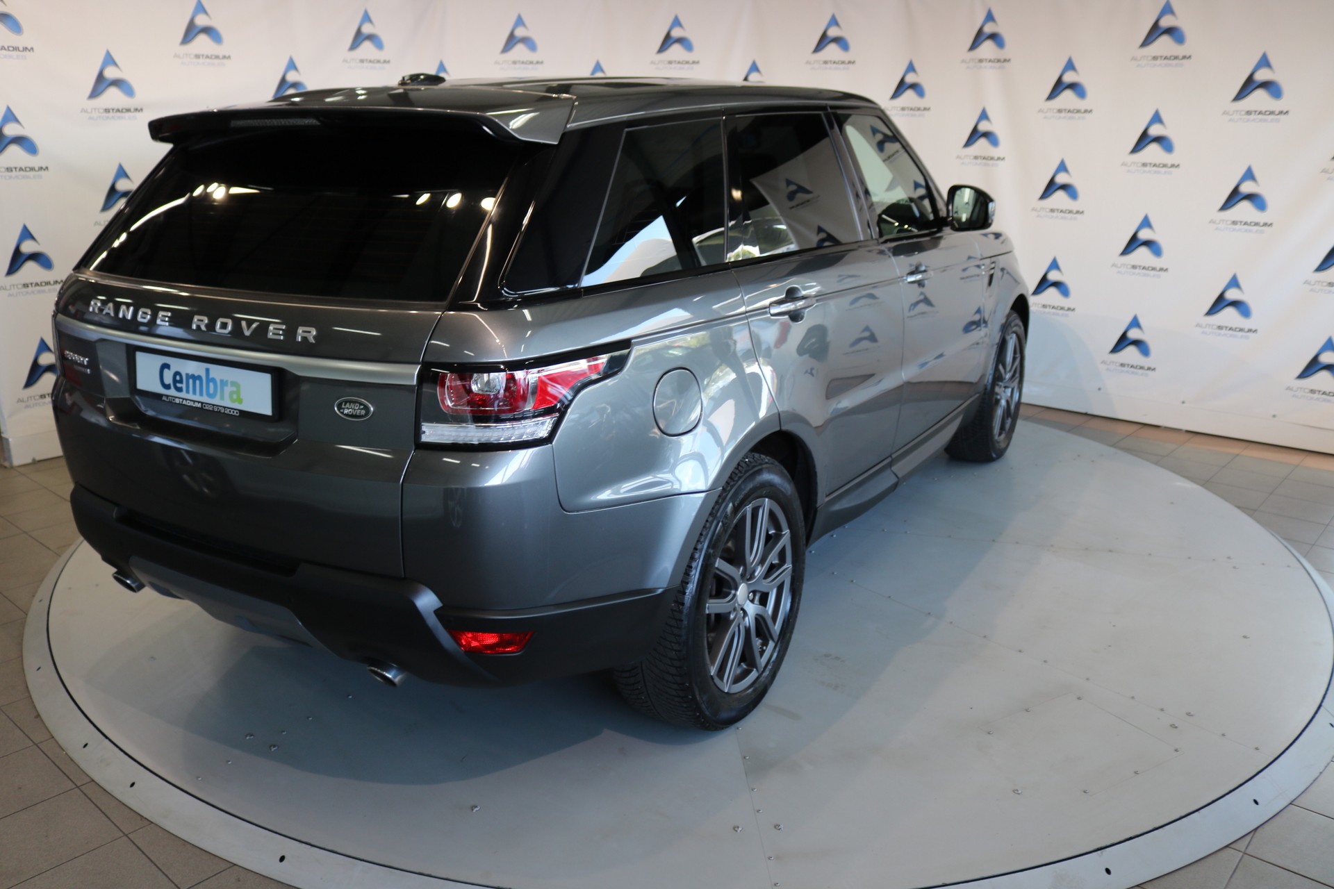 LAND ROVER Range Rover Sport 3.0 TDV6 SE Automatic-image-20