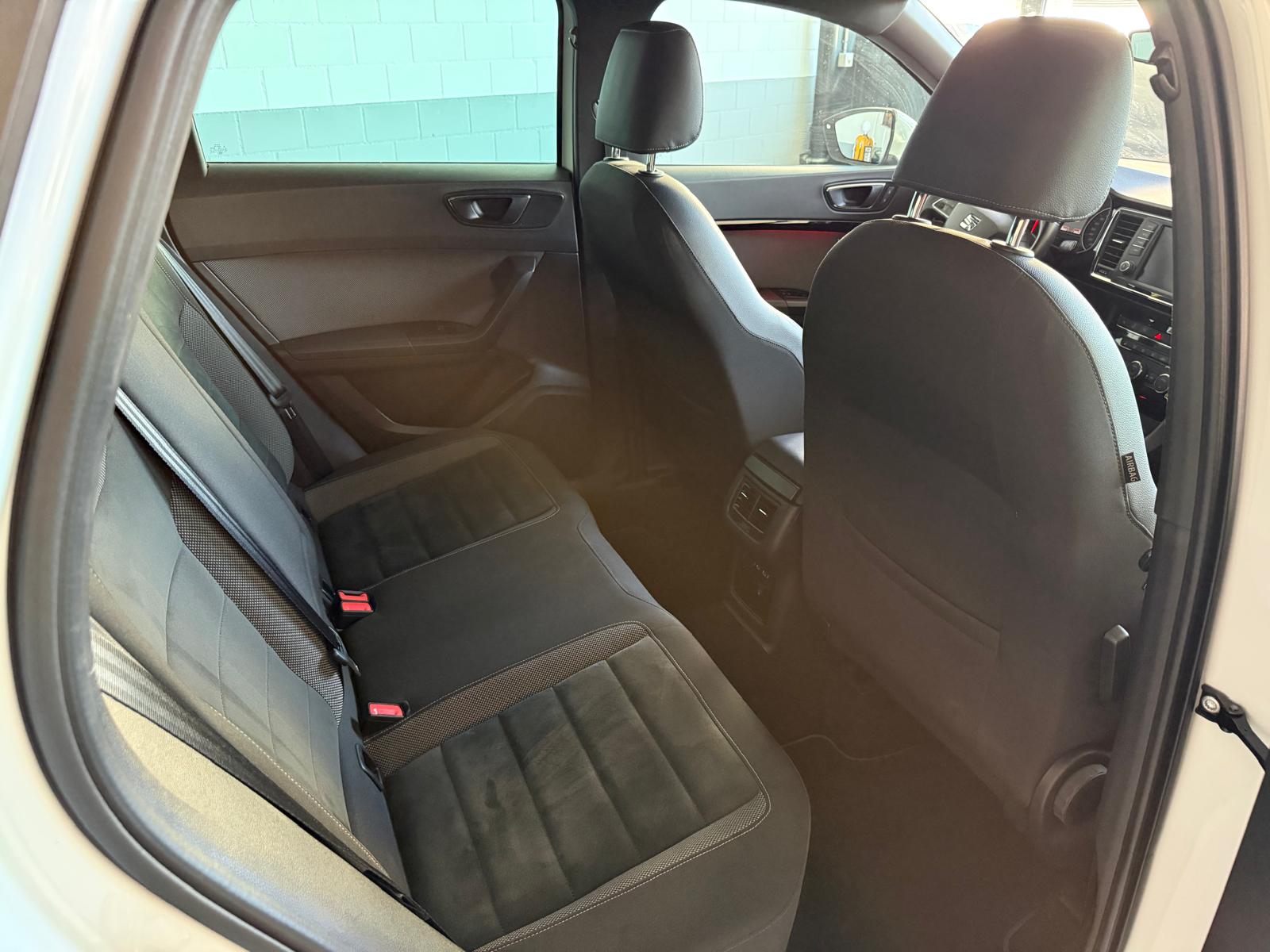 SEAT Ateca 2.0 TDI CR Xcellence 4Drive DSG-image-9
