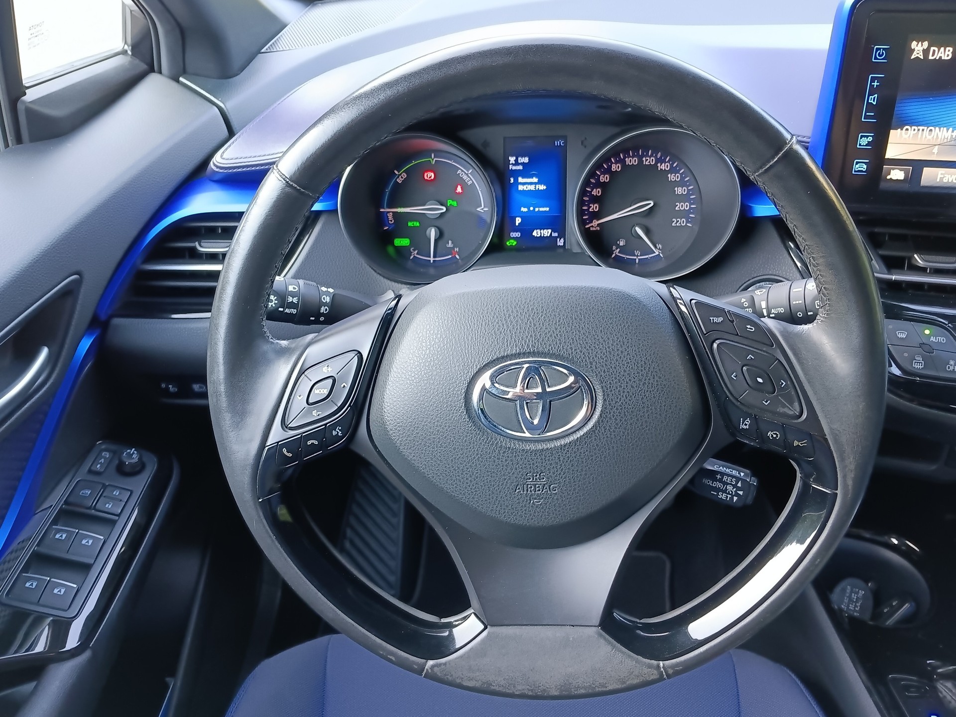 TOYOTA C-HR 1.8 HSD Premium CVT-image-20