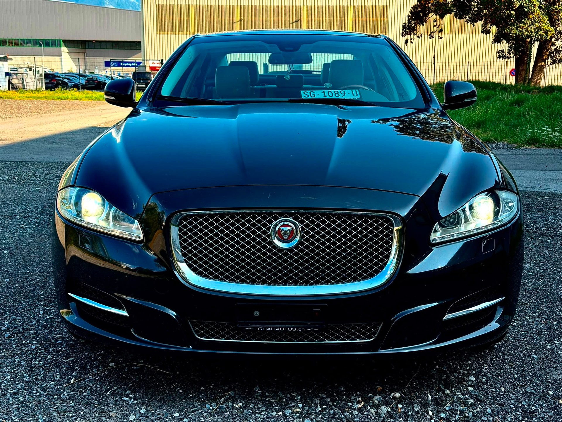 JAGUAR XJ 3.0 V6 S/C Premium Luxury Automatic AWD-image-0