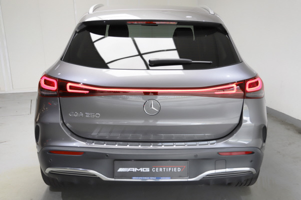MERCEDES-BENZ EQA 250 AMG Line AMG Line-image-5